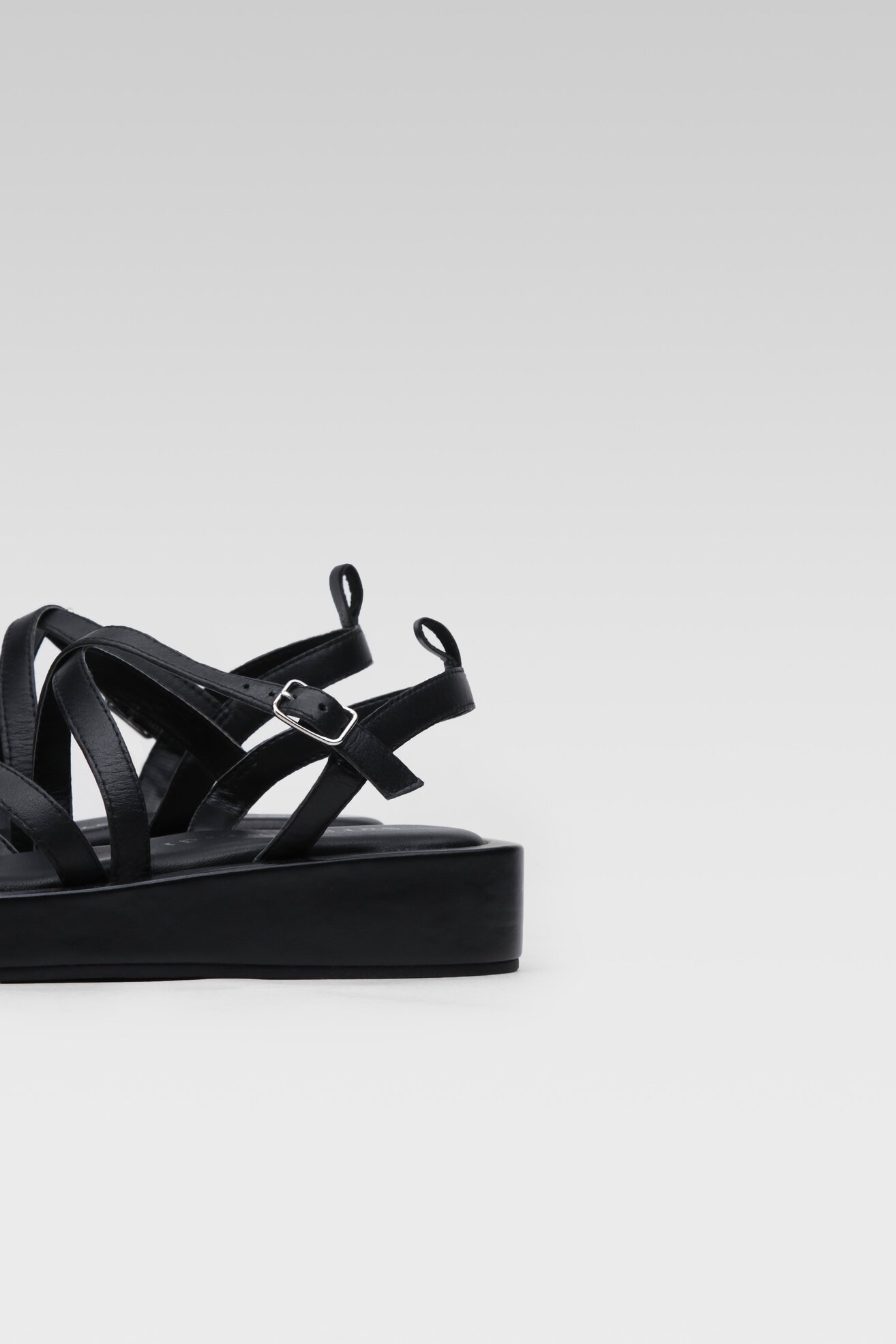 Сандалі Sergio Bardi DELL-CHV-MP-02SB ЧОРНИЙ