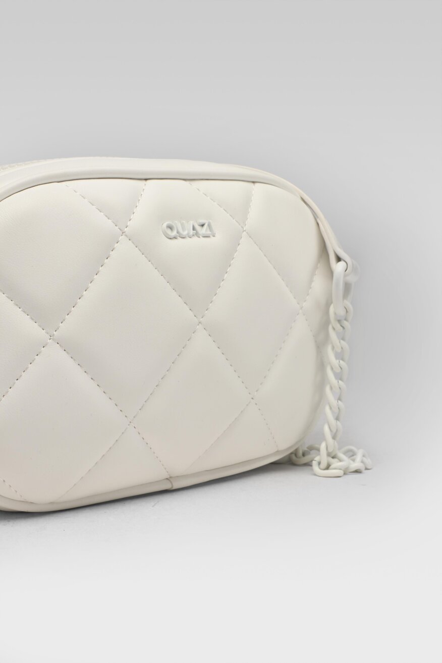 
                Quazi - Torebka pikowana biała - 5903698607177