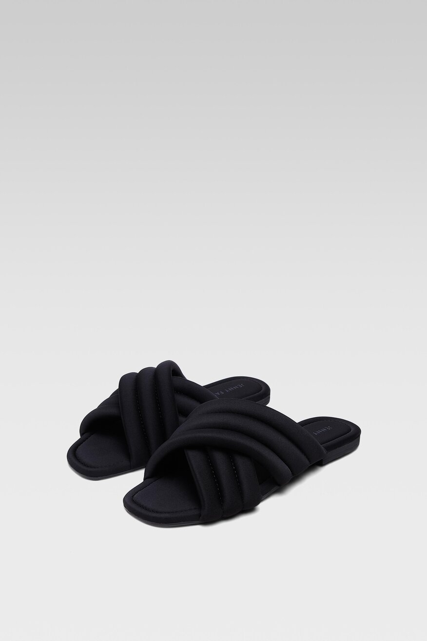 
                Jenny Fairy - Klapki czarne - 5904248677152