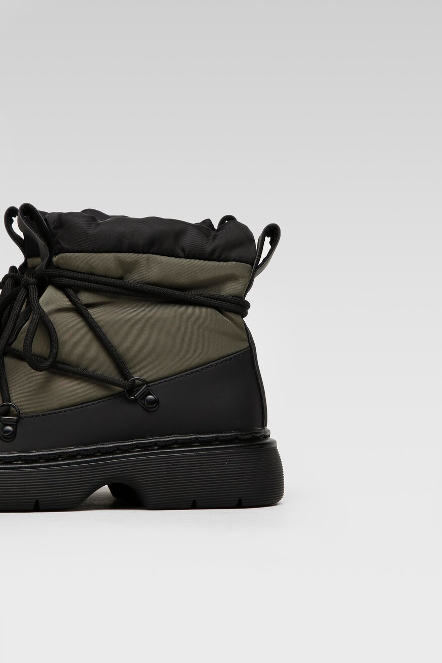 
                Jenny Fairy - Botki khaki - 5904862243481