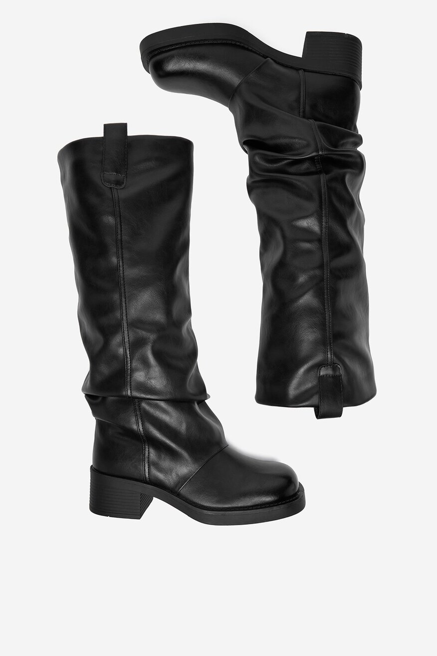 
                Ботуши DeeZee ЧЕРЕН - 5906751315064