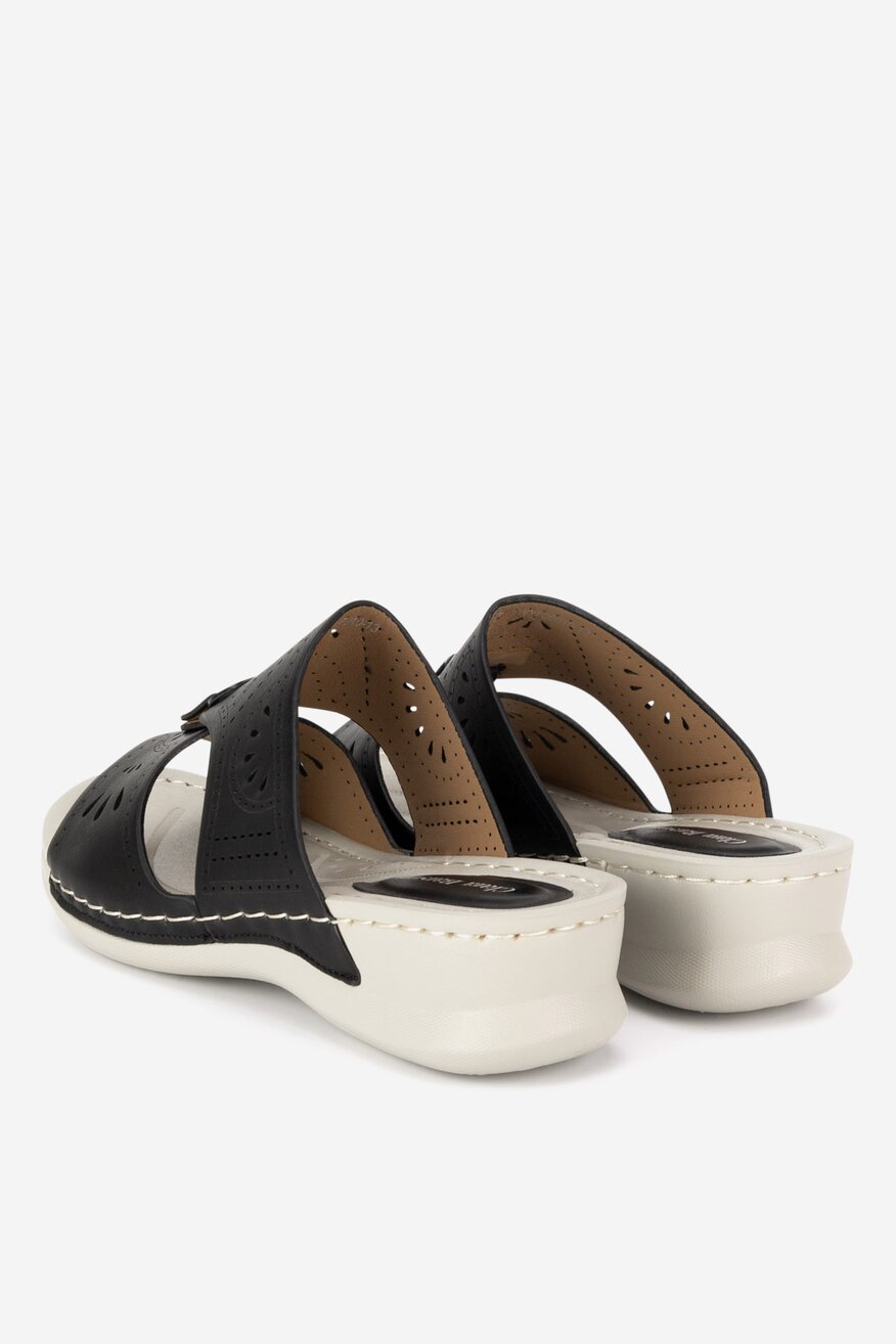 
                Шльопанець Clara Barson ЧОРНИЙ - 5905588597698