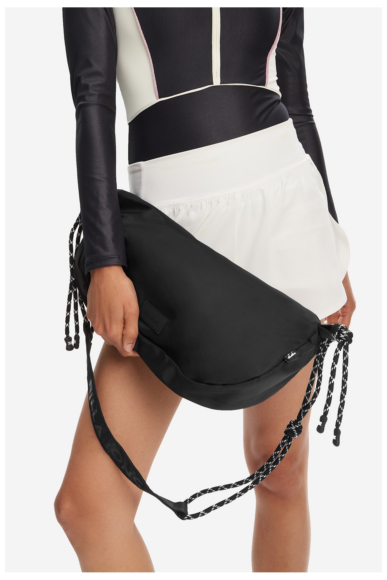 Kézitáska BILLABONG BLB-M-007-07 FEKETE