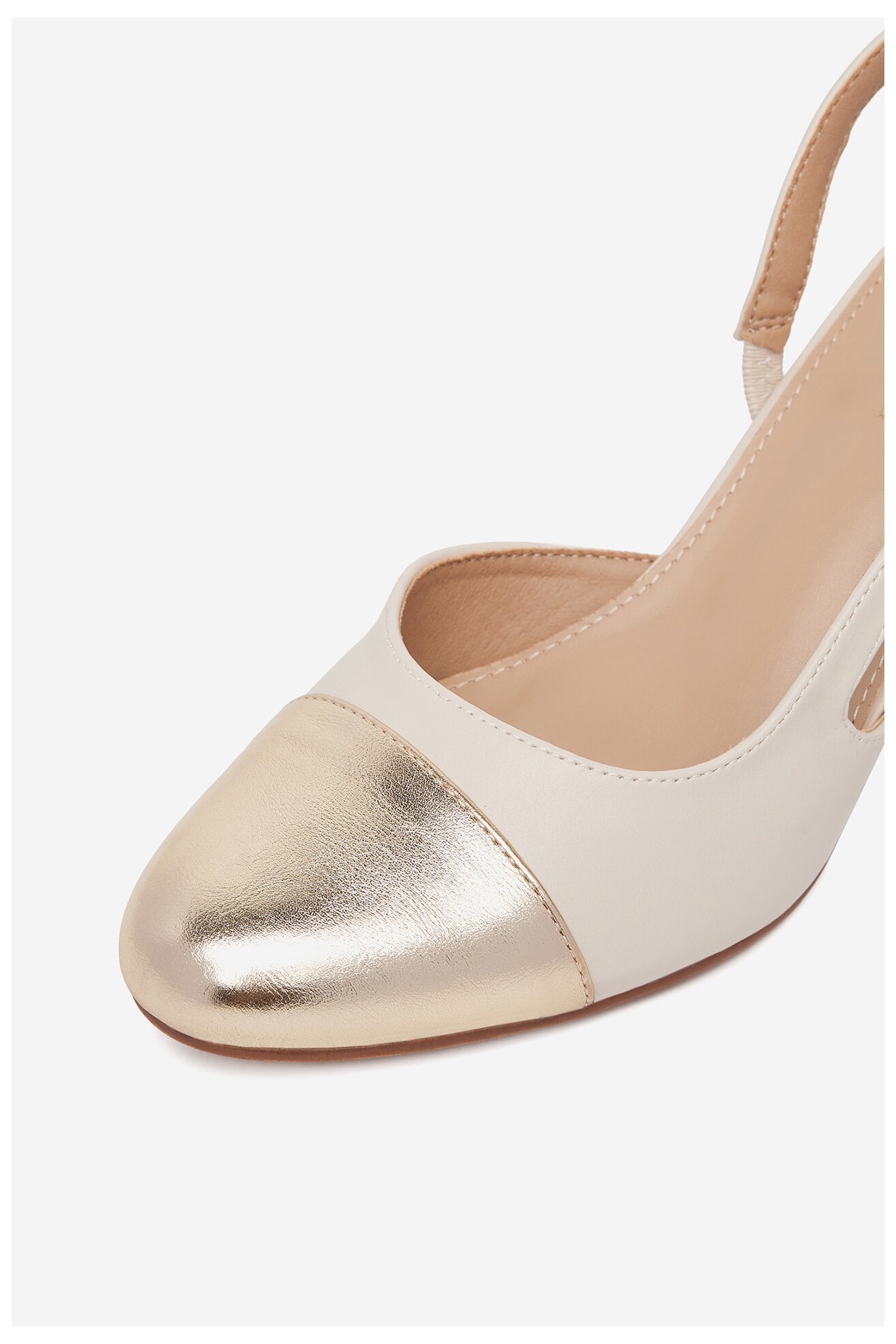 Czółenka Clara Barson WS24202-01 Beżowy