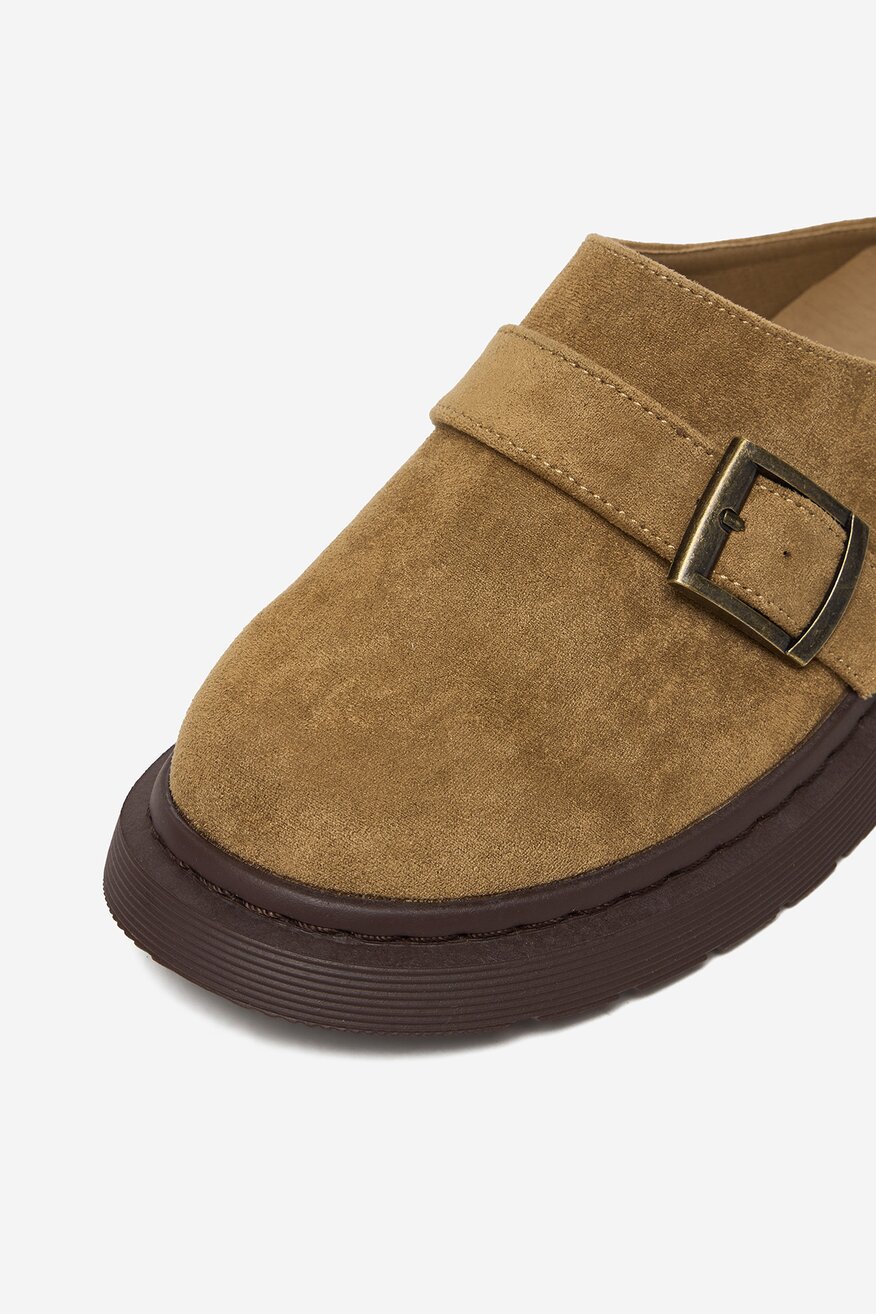 
                Шльопанець DeeZee БЕЖЕВИЙ - 5906751967164