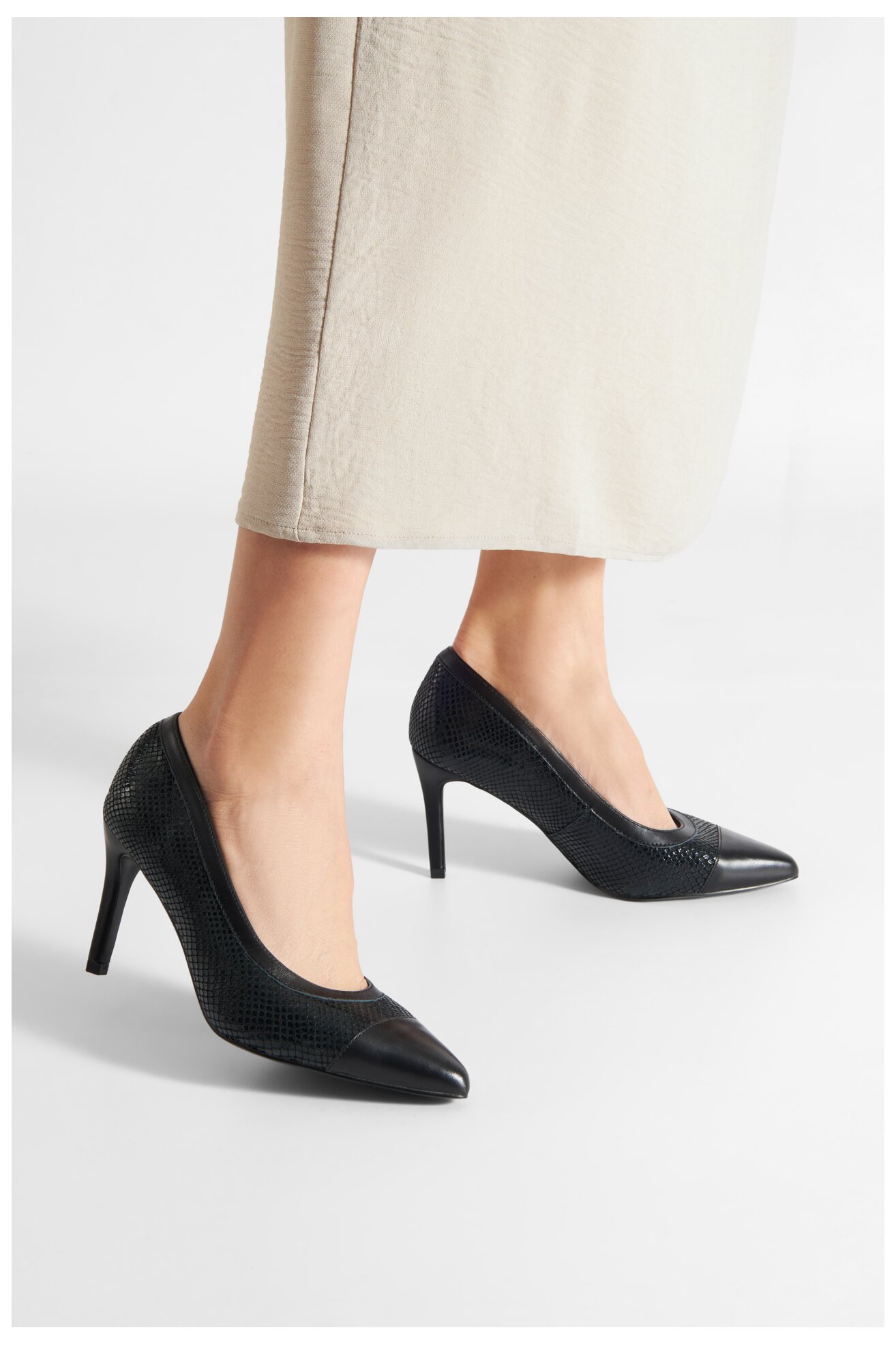 Pantofi cu toc Lasocki WFA1619-33Z NEGRU