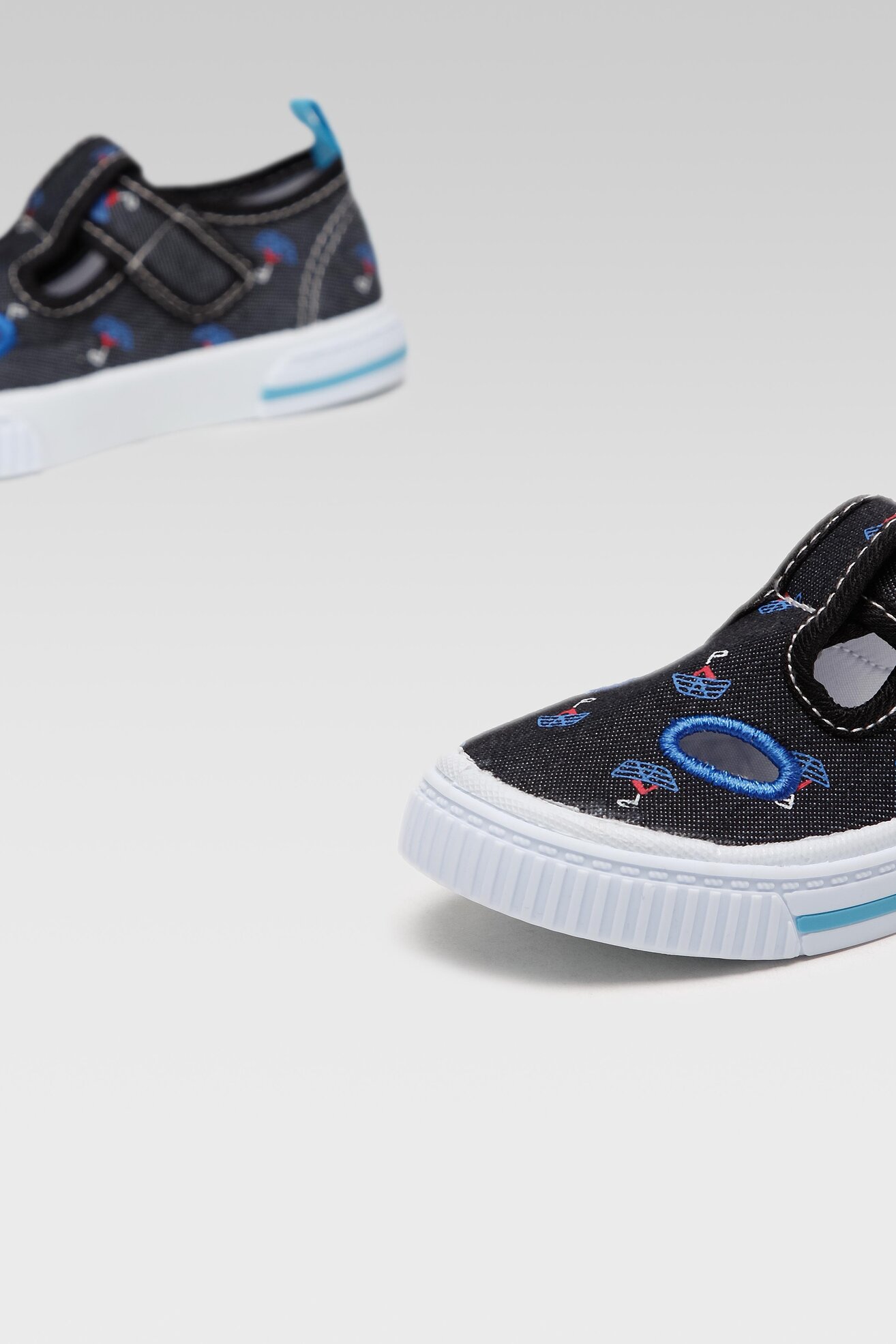 Papuče Action Boy CF2093-7 CRNA