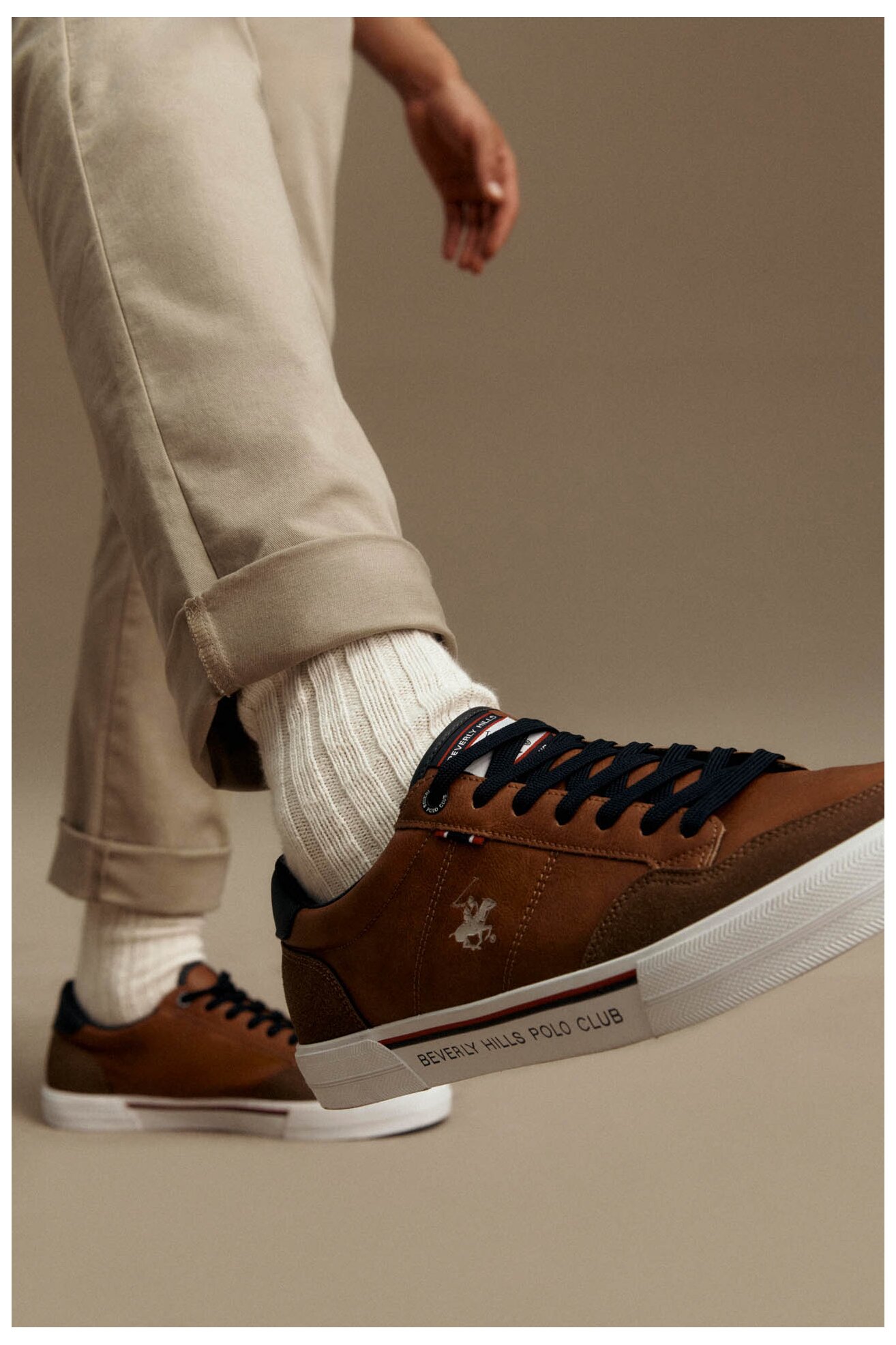 Vászoncipő Beverly Hills Polo Club V5-6248 BARNA