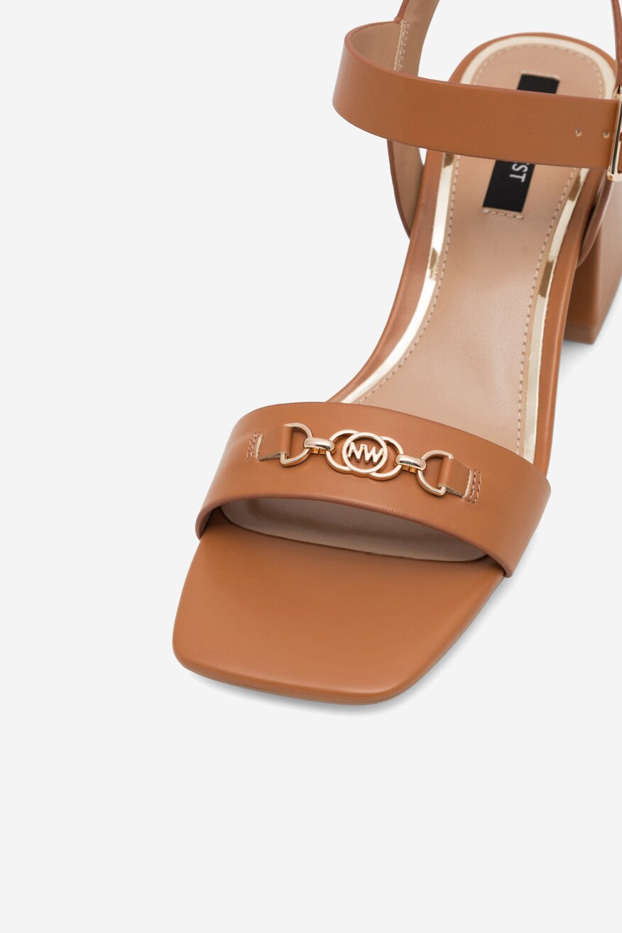 Sandály NINE WEST HNĚDÁ - 5905588563945
