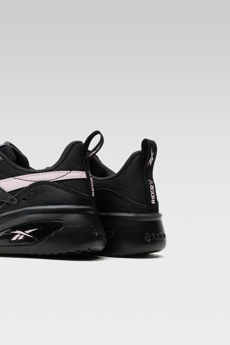 
                Reebok - RIDER V - 5904248210243