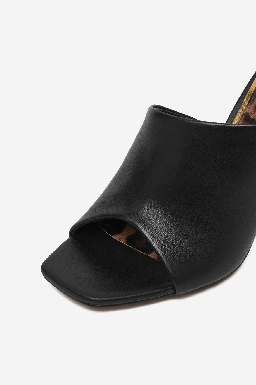 
                EVA MINGE - Klapki skórzane - 5906751815151