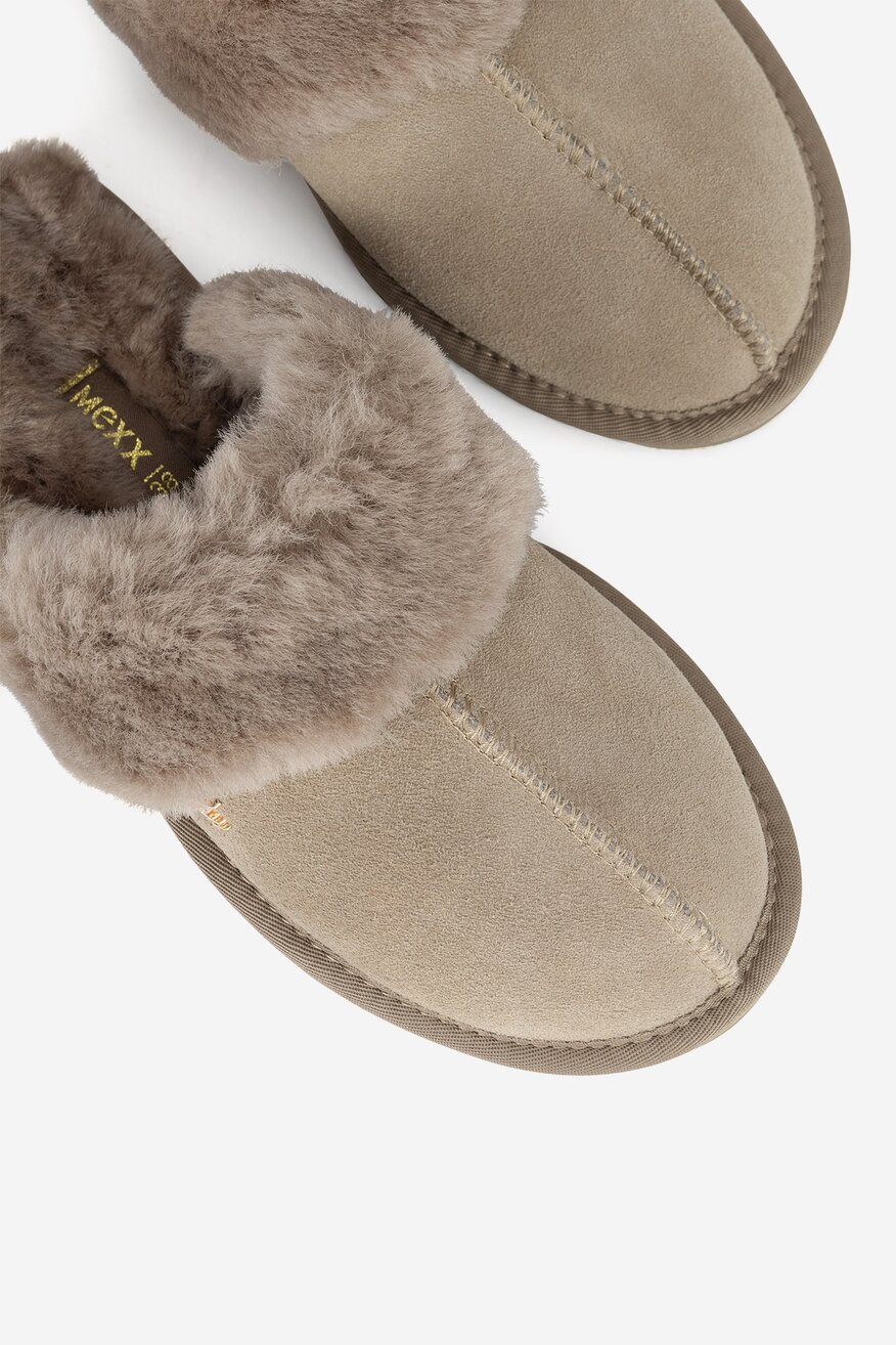 
                Mexx - Kapcie zamszowe ocieplane - 5905588924005