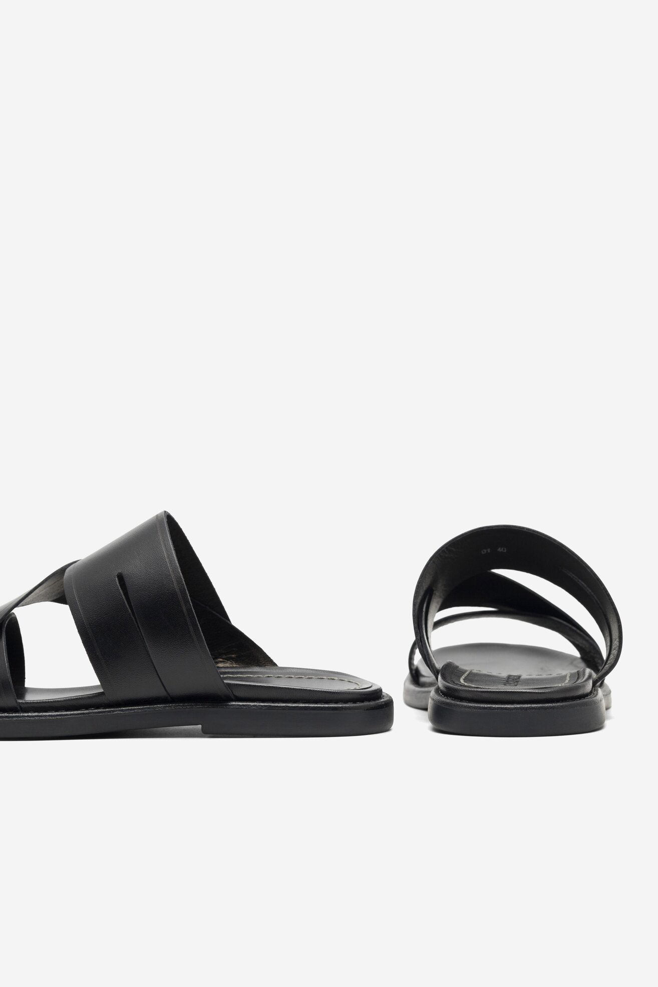 Klapki Gino Rossi MARCELLO-01 MB Czarny