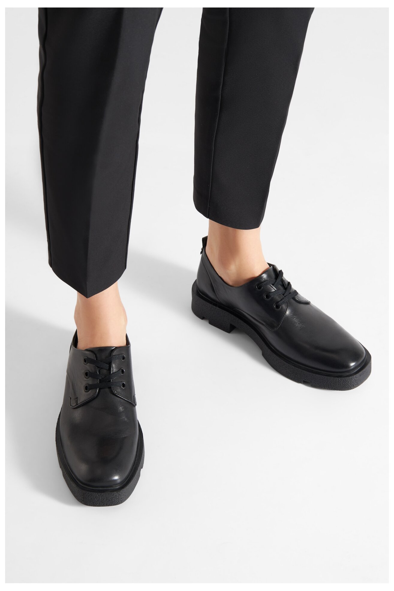 Półbuty Lasocki WI16-TULA-02 Czarny