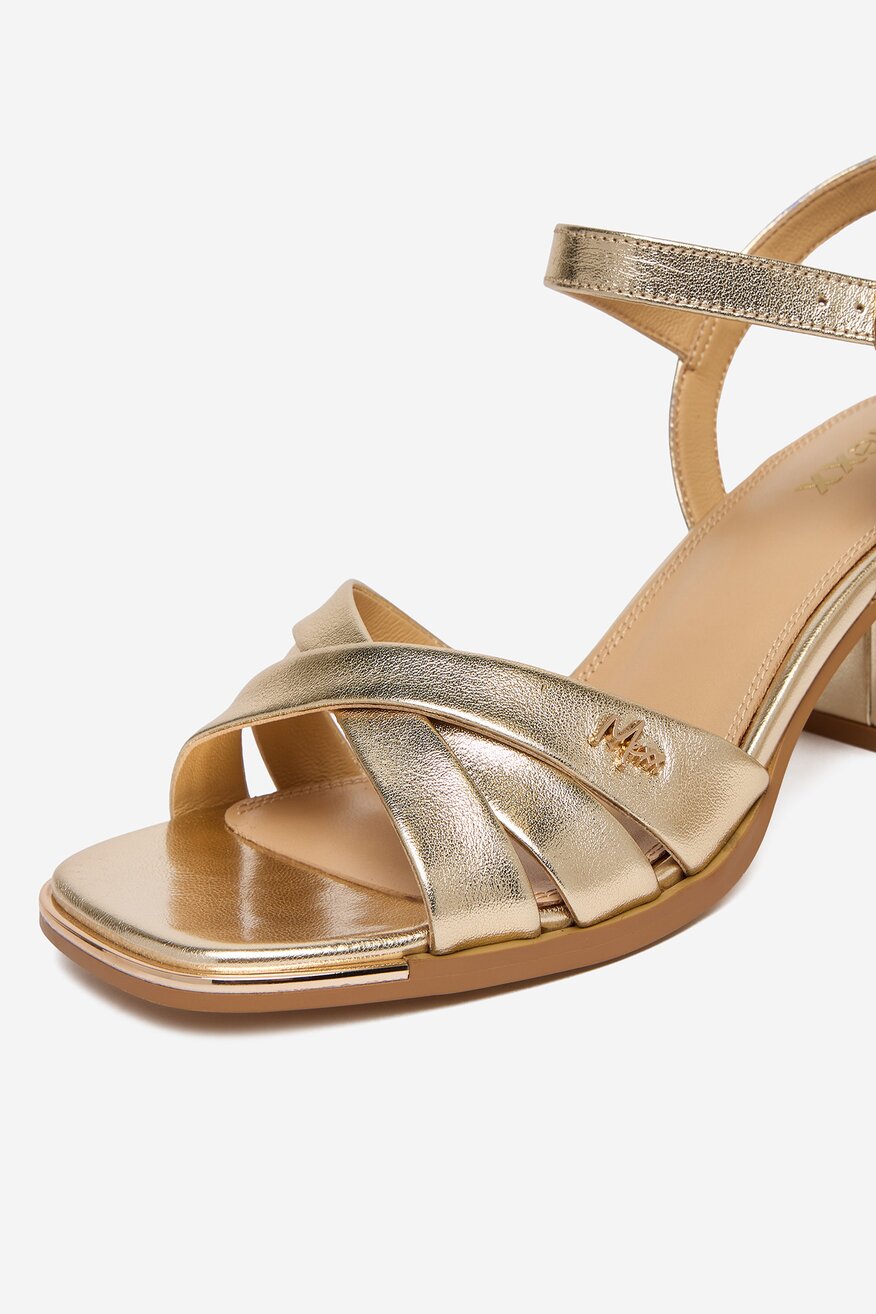 
                Сандалі Mexx ЗОЛОТИЙ - 5906751756058