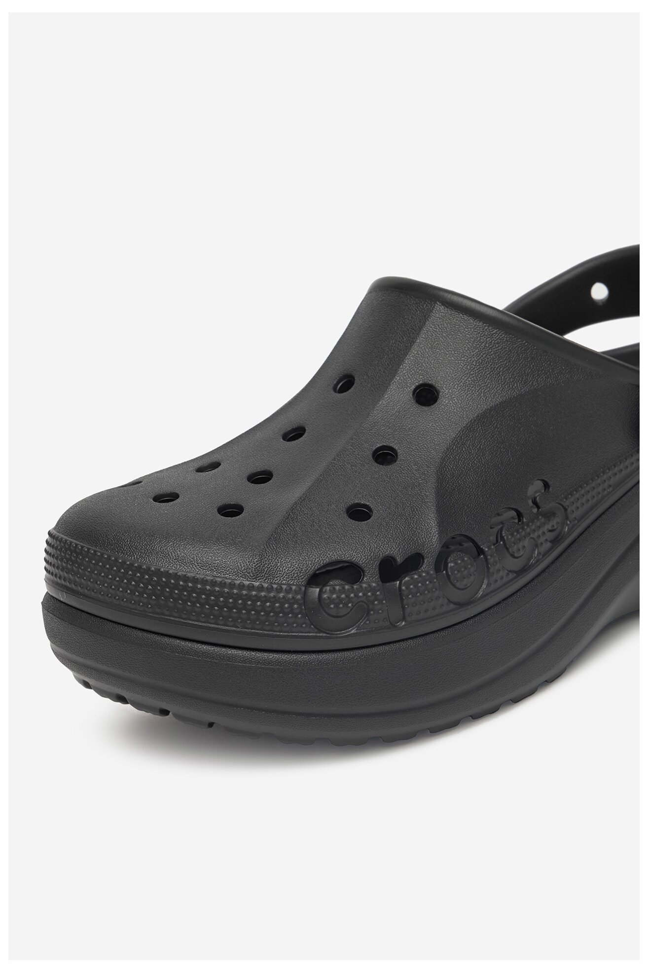 Uszodai papucs Crocs BAYA PLATFORM CLOG 208186-001 FEKETE