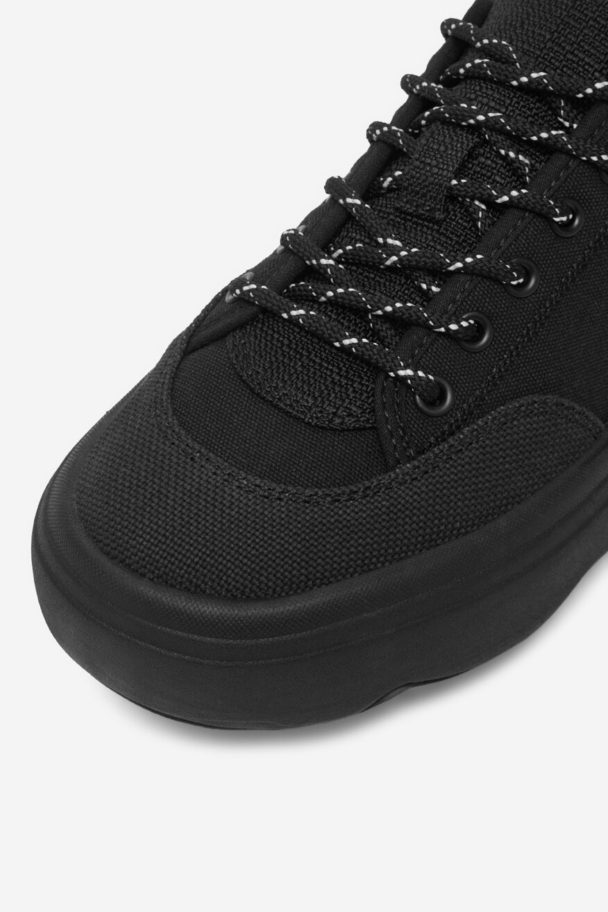 
                Кросівки ROXY ЧОРНИЙ - 5907964020332