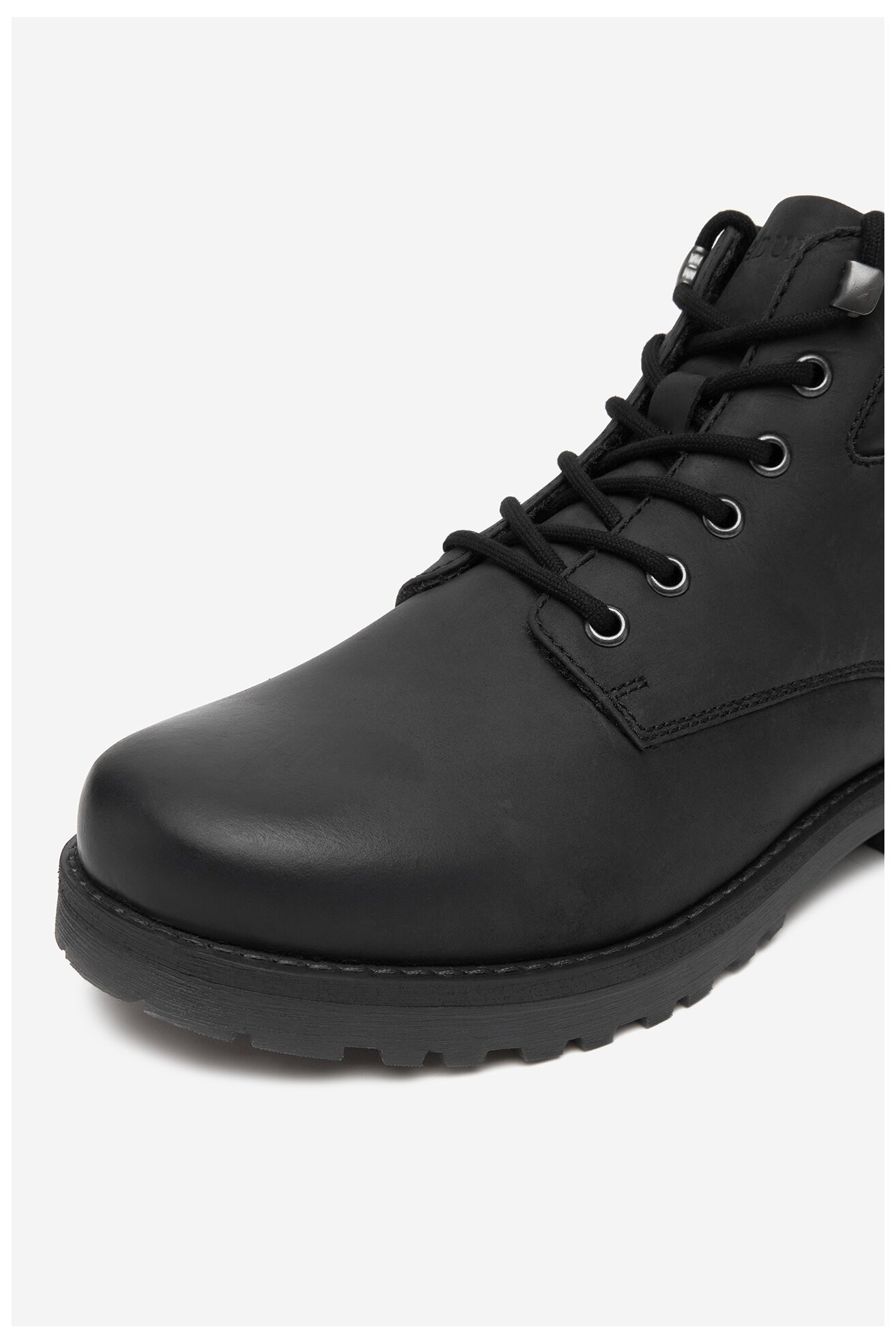 Csizma Badura CEO-BOWER-18 MI08 FEKETE