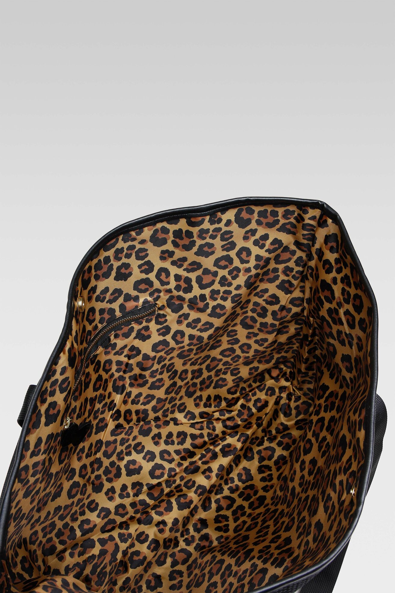 Torebka młodzieżowa Mickey&Friends ACCCS-SS21-11DSTC Czarny