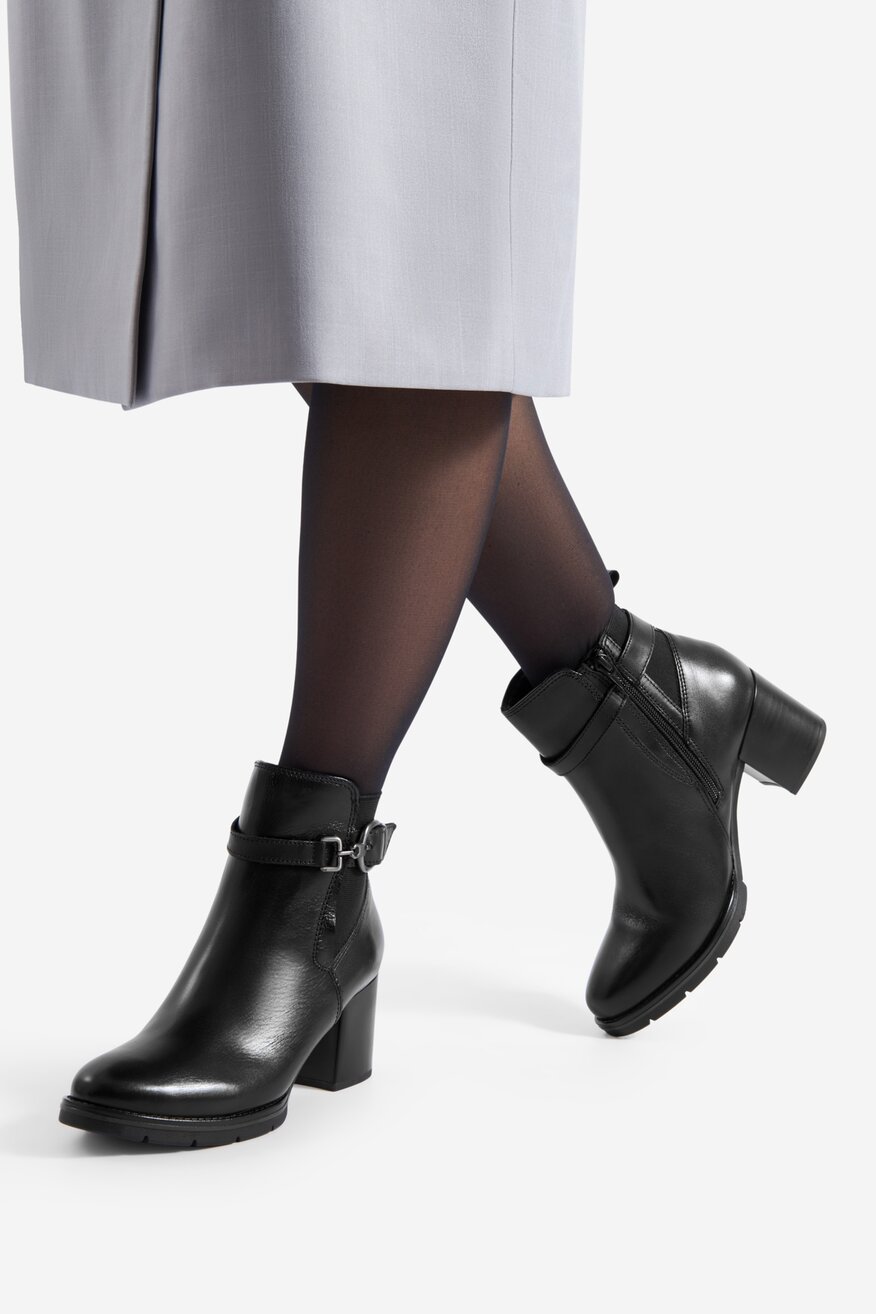 
                Bokacsizma Lasocki FEKETE - 5903419293146