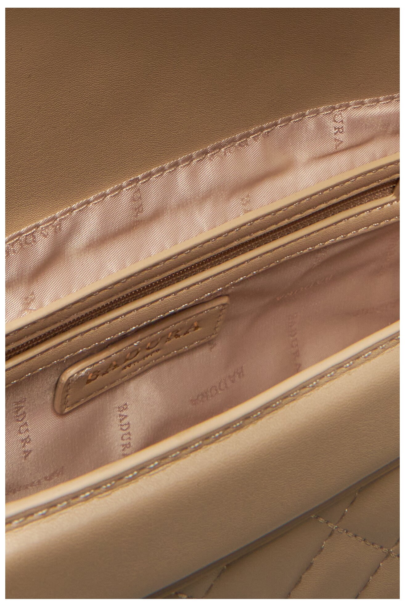 Kézitáska Badura TYL0274. BÉZS