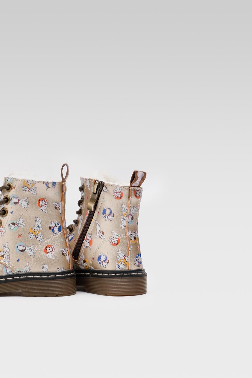 
                Черевики 100 Dalmatians БЕЖЕВИЙ - 5904862281827