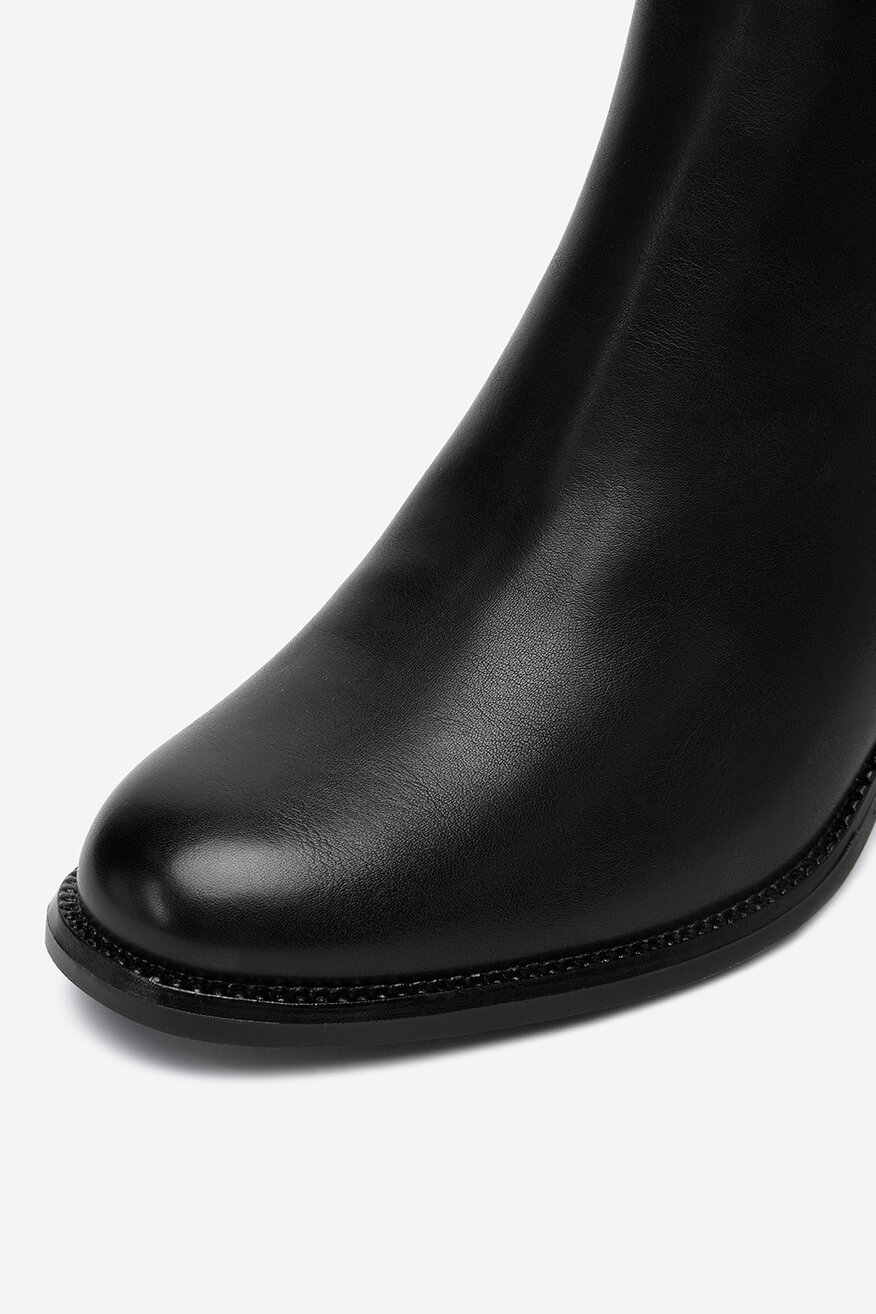 
                Ботильйони DeeZee ЧОРНИЙ - 5904410905182