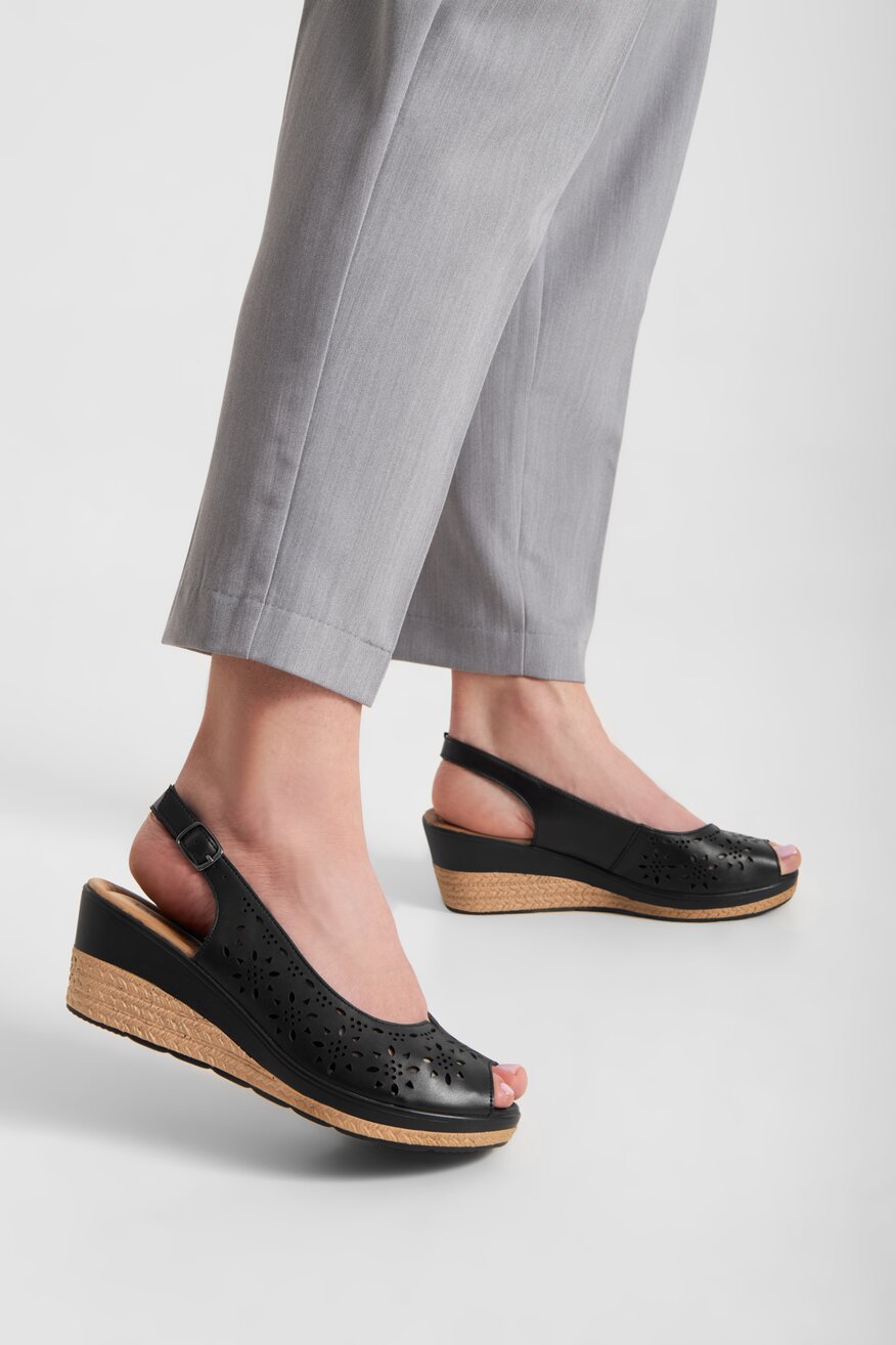 
                Sandale Lasocki CRNA - 5905588639787