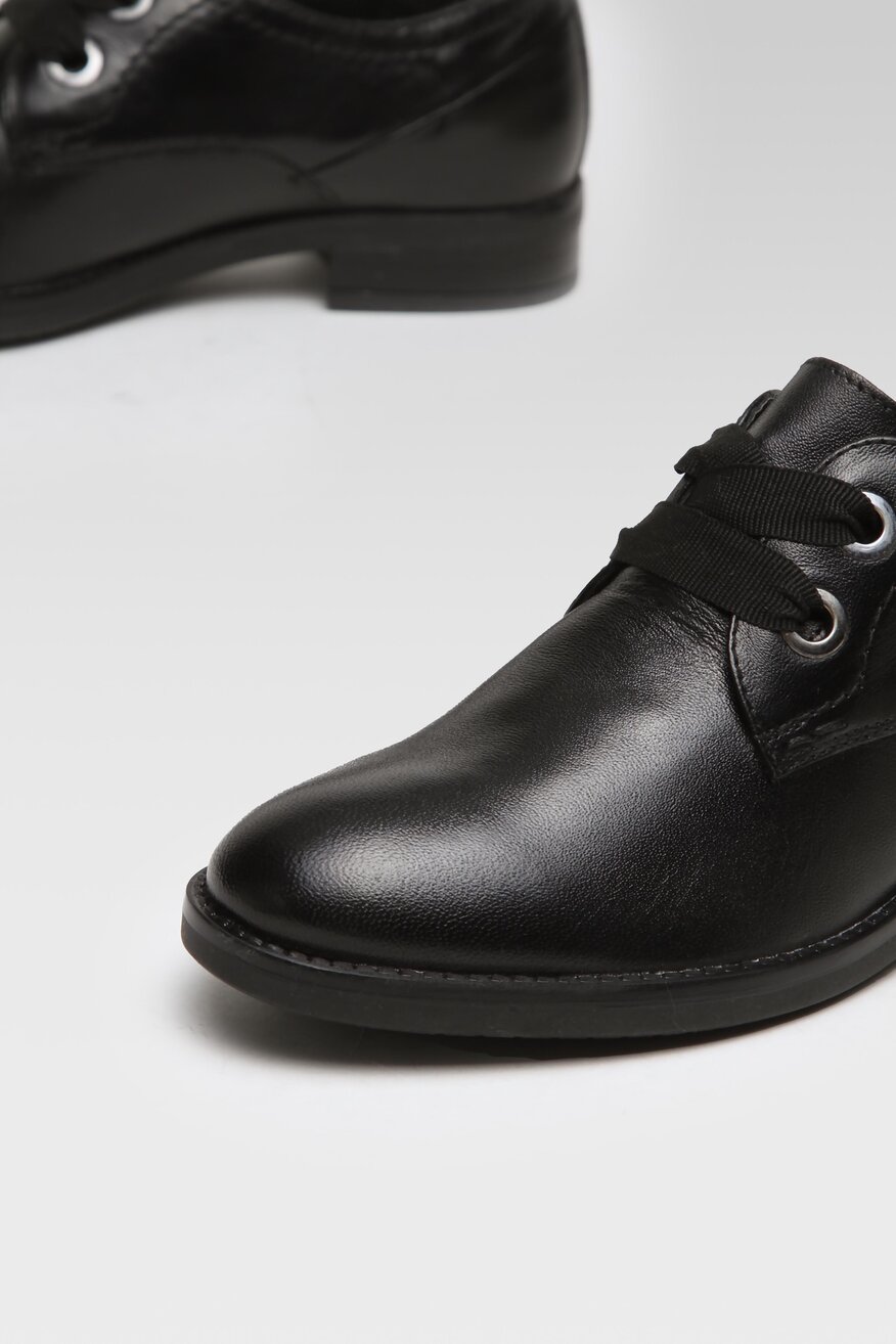 
                Sarah Karen - Półbuty skórzane - 5904862589152