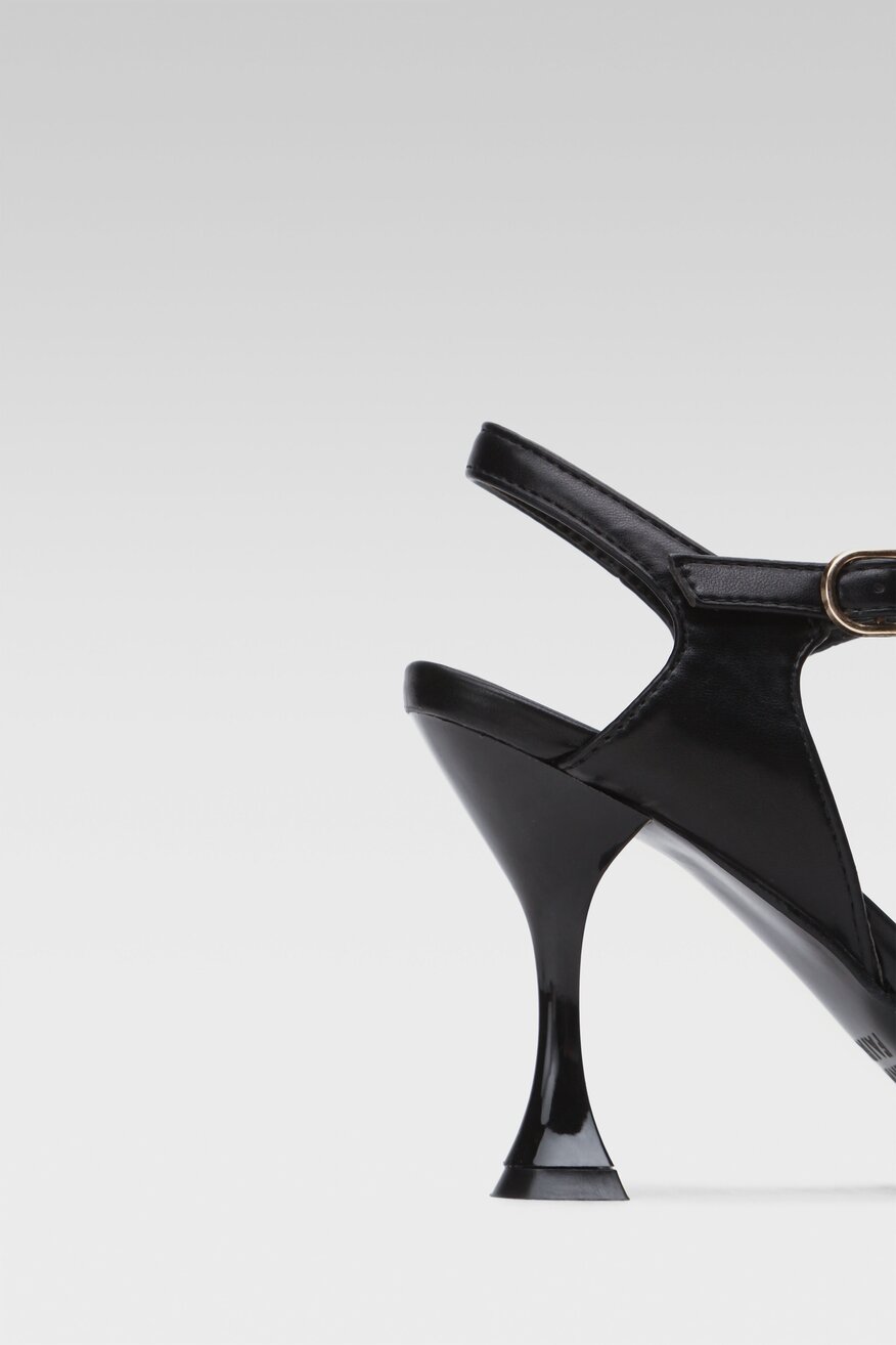 Jenny Fairy - Czółenka czarne ze sprzączką - 5904248389369