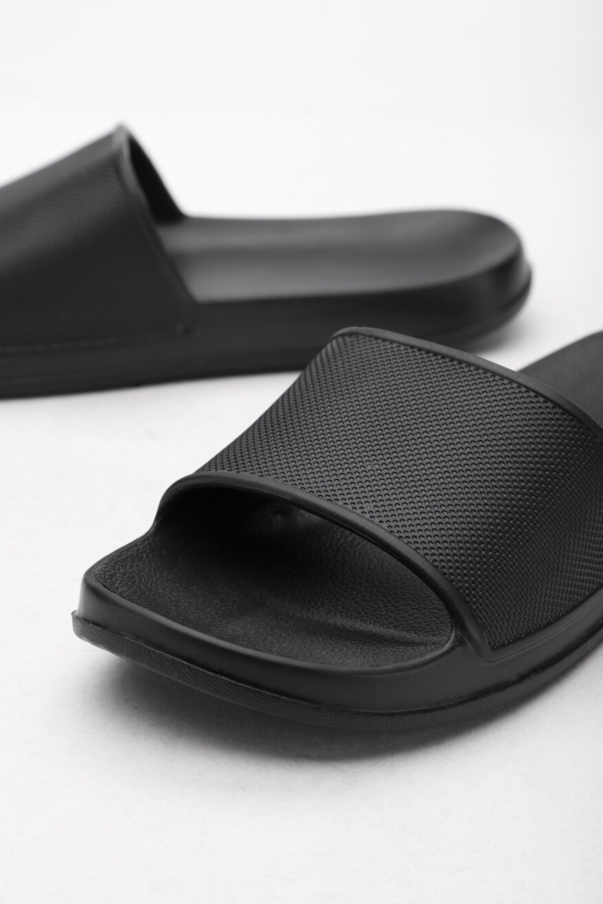 
                Coqui - Klapki basenowe czarne - 5903698498225