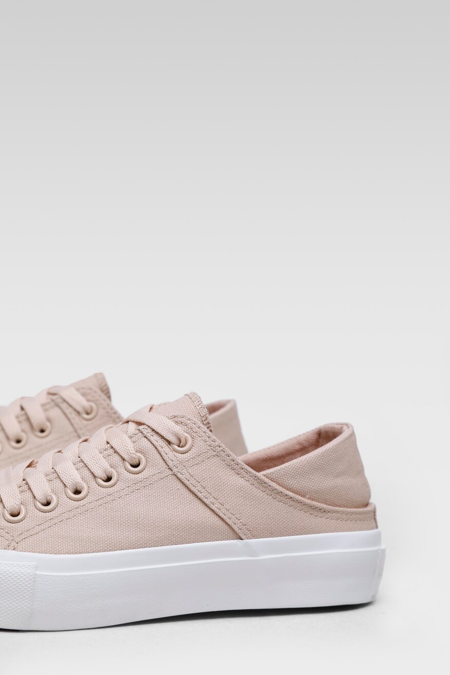 
                Americanos - Trampki beżowe sznurowane - 5904248517472