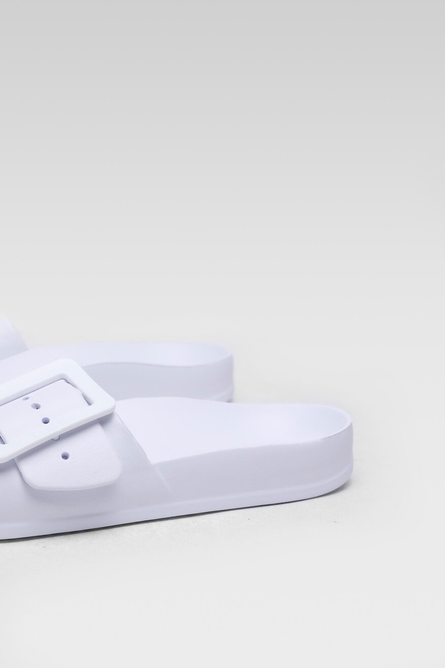 
                Big Star - Klapki pastelowe białe - 5904248202965