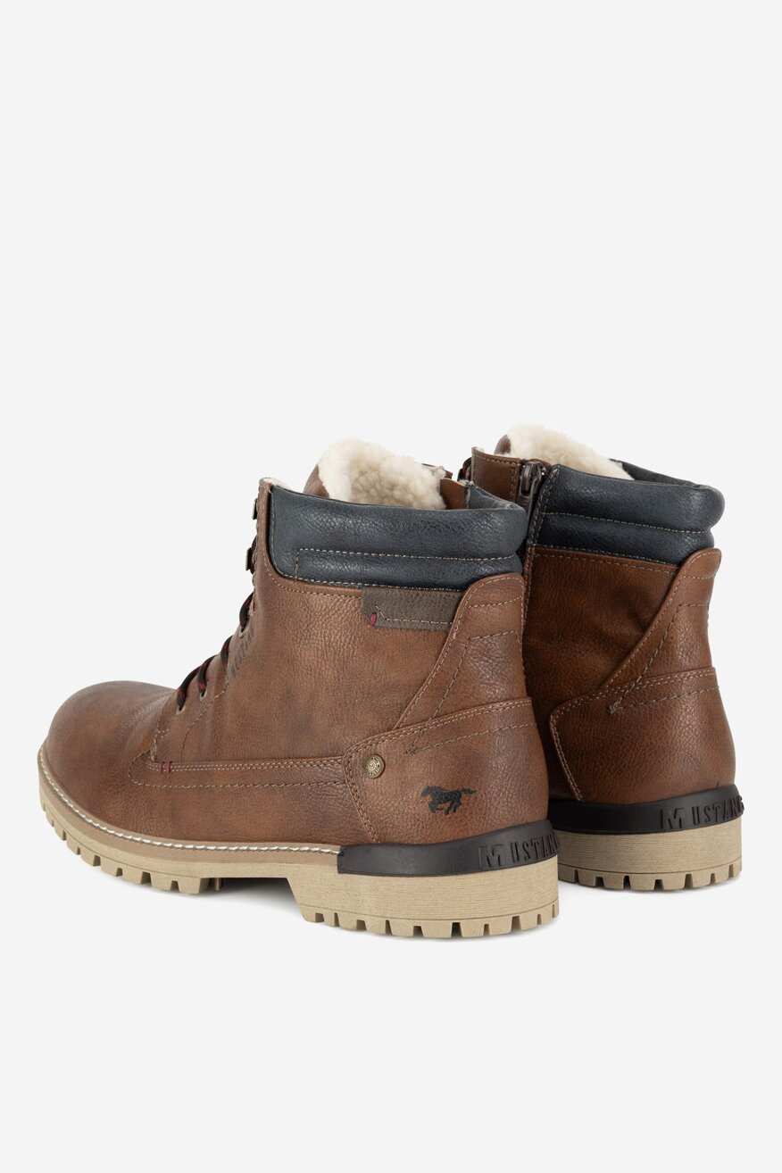 
                Боти Mustang КОНЯК - 5905588868194