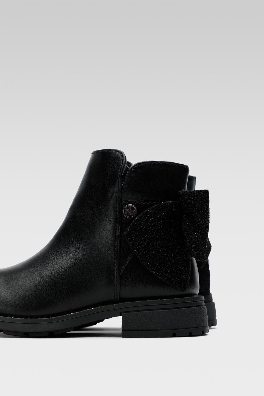 
                Боти Nelli Blu ЧЕРЕН - 5904862118437