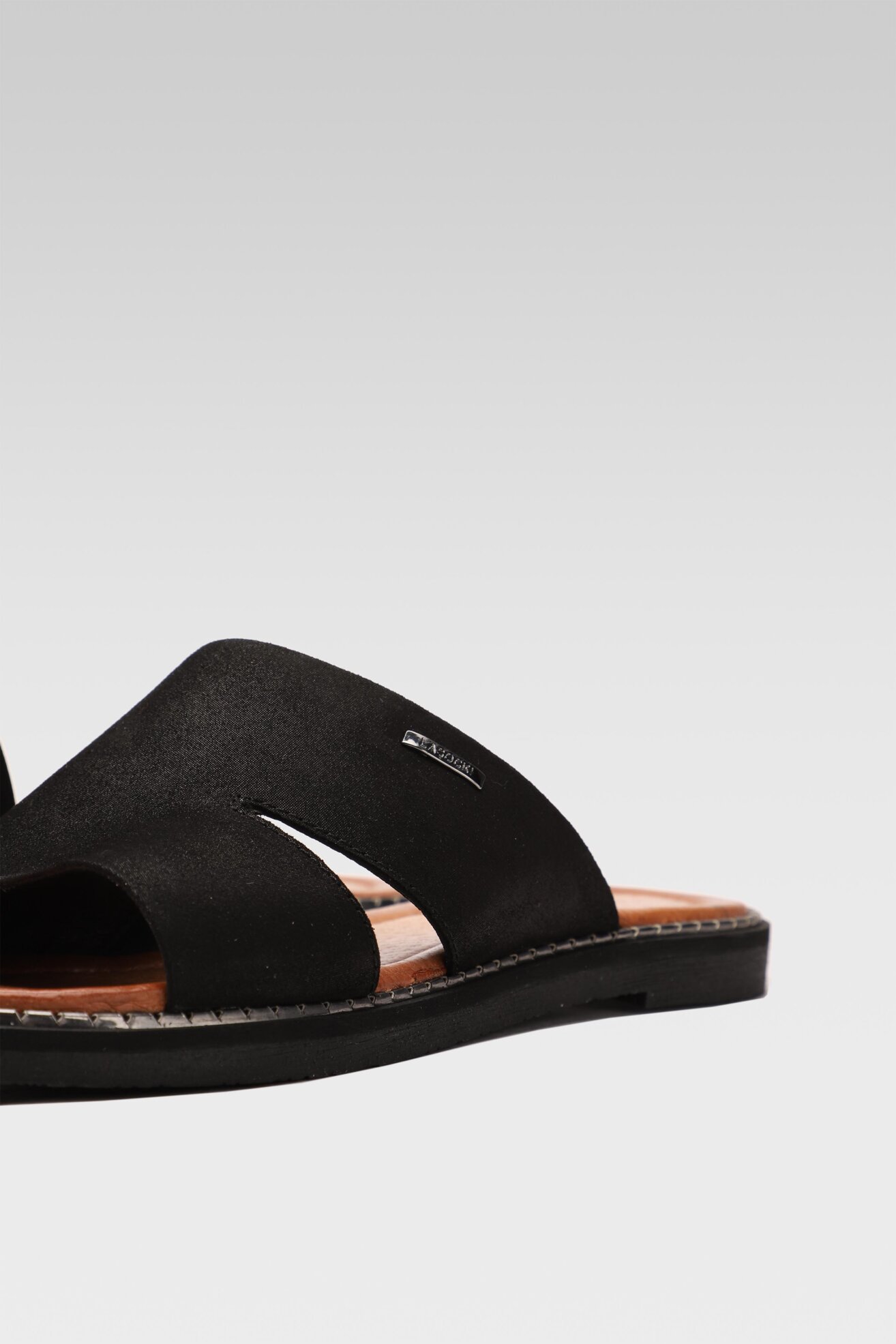 Klapki Lasocki WI23-LALITA-02 Czarny