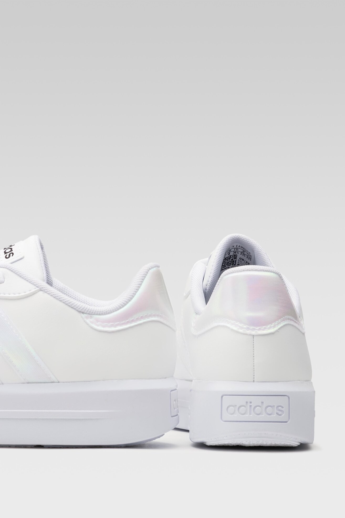 Obuwie sportowe adidas COURT PLATFORM H06299 Biały