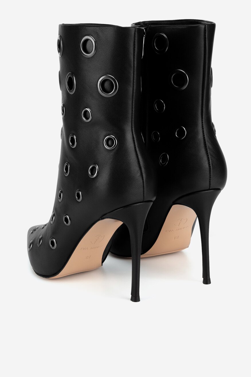 
                Bokacsizma EVA MINGE FEKETE - 5905588988557