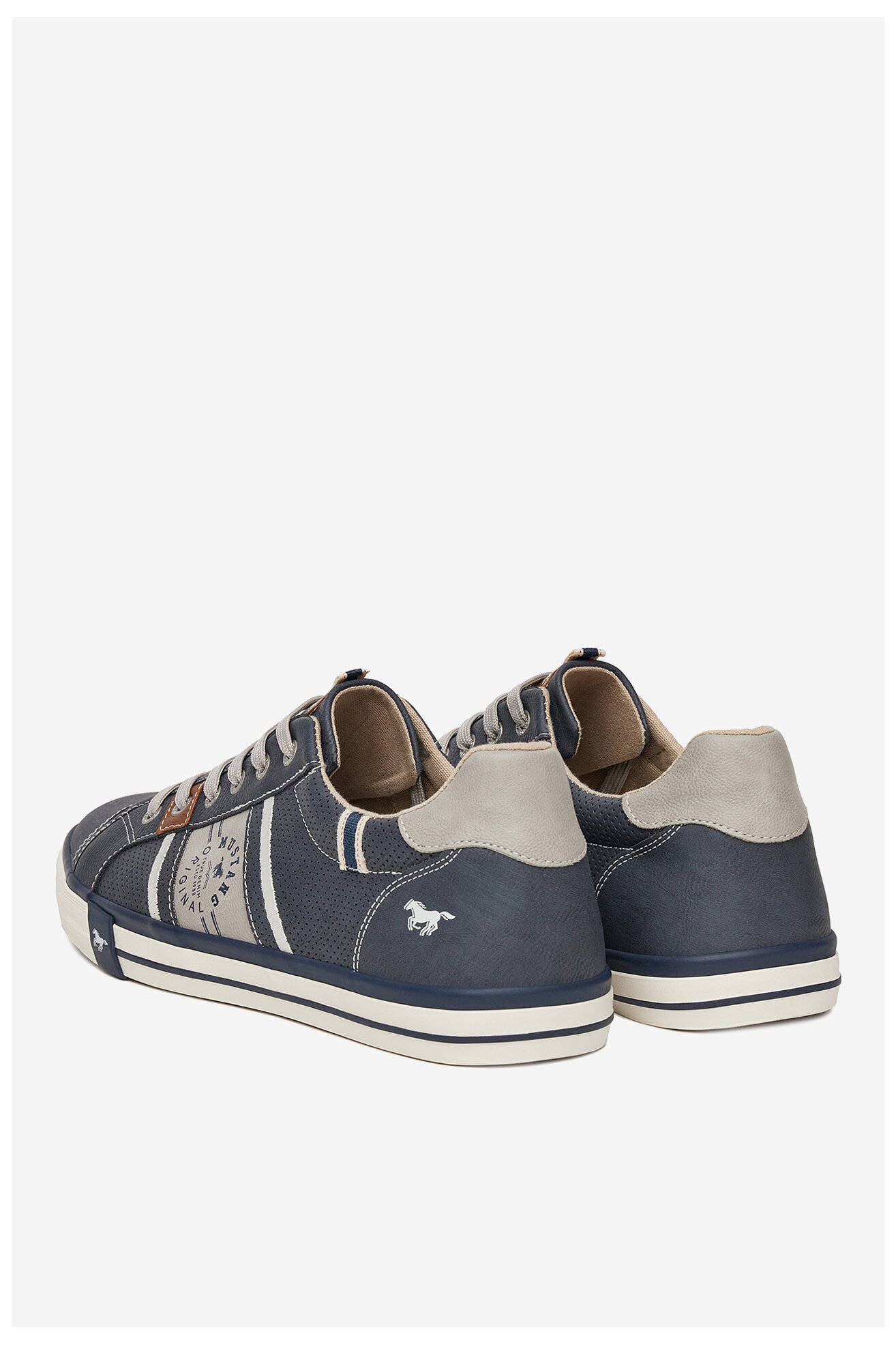 Półbuty Mustang 4072-317 Granatowy