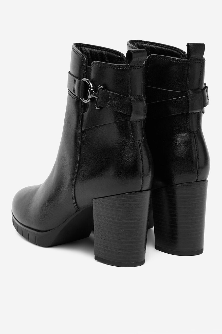 
                Bokacsizma Lasocki FEKETE - 5906751459133