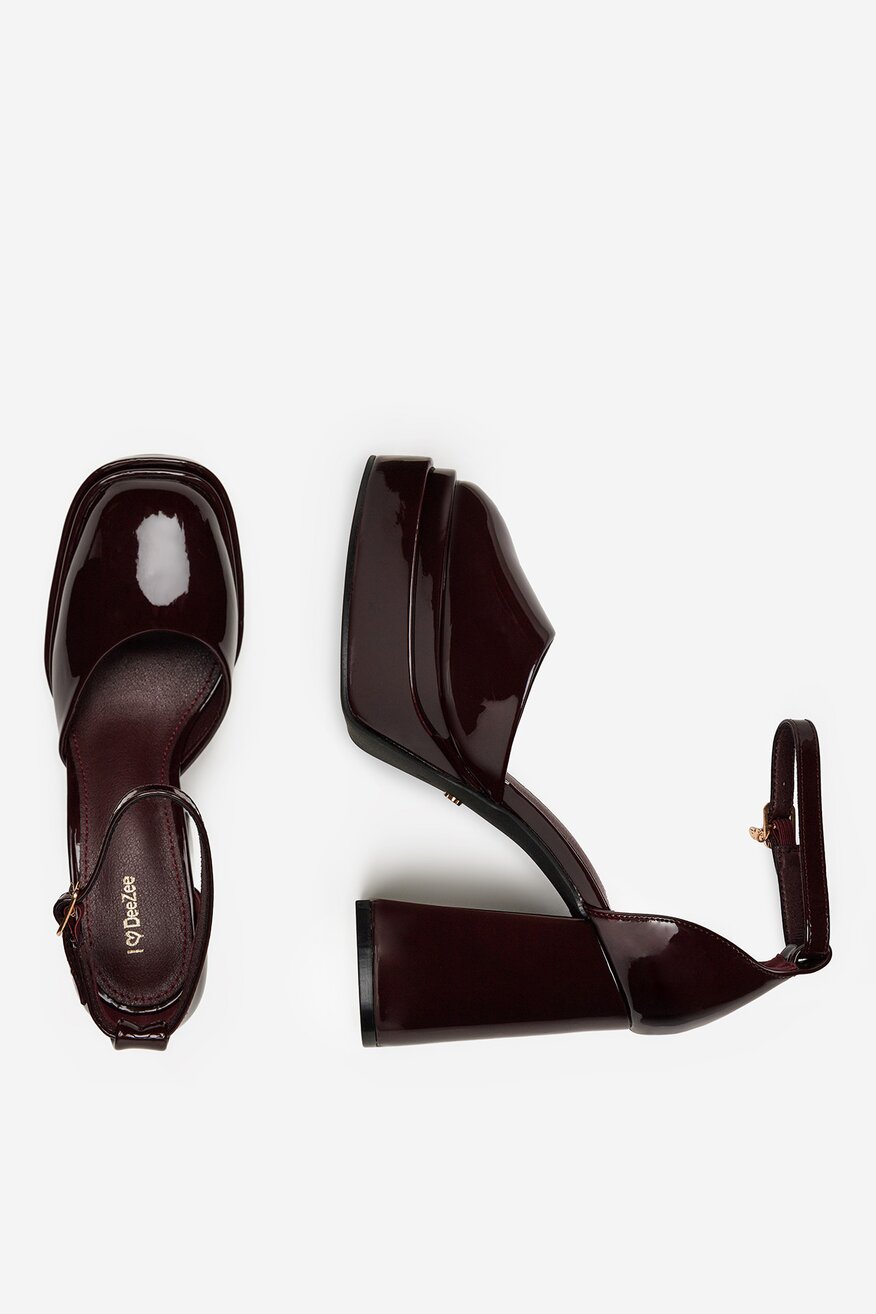 
                DeeZee - Czółenka na słupku - 5906751097380