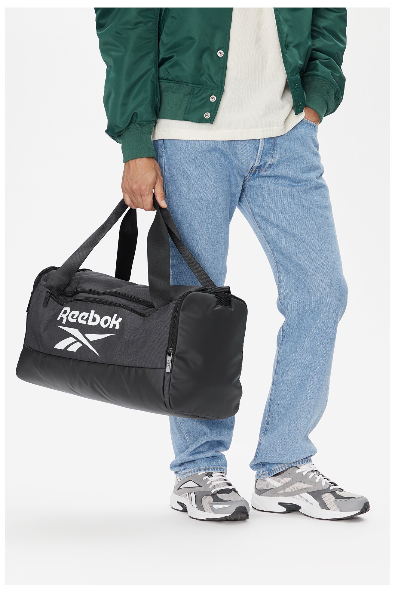 Utazó táska Reebok RBK-034-CCC-05 SZÜRKE