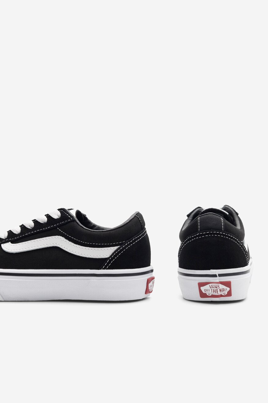 
                Кецове Vans ЧЕРЕН - 5905588724285