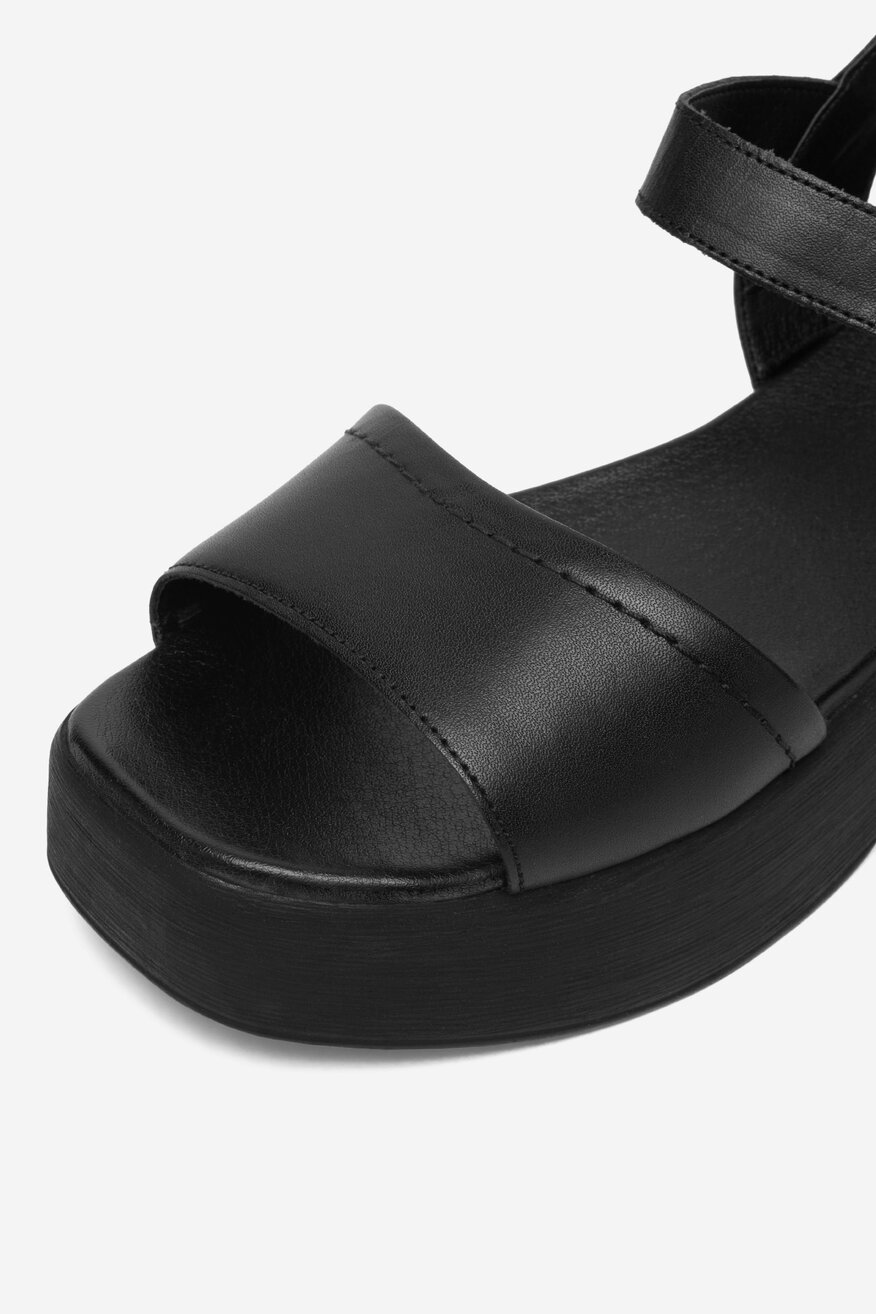 
                        Sandały Lasocki CEO-WI23-NAGINA-10 Czarny - 5906751804223