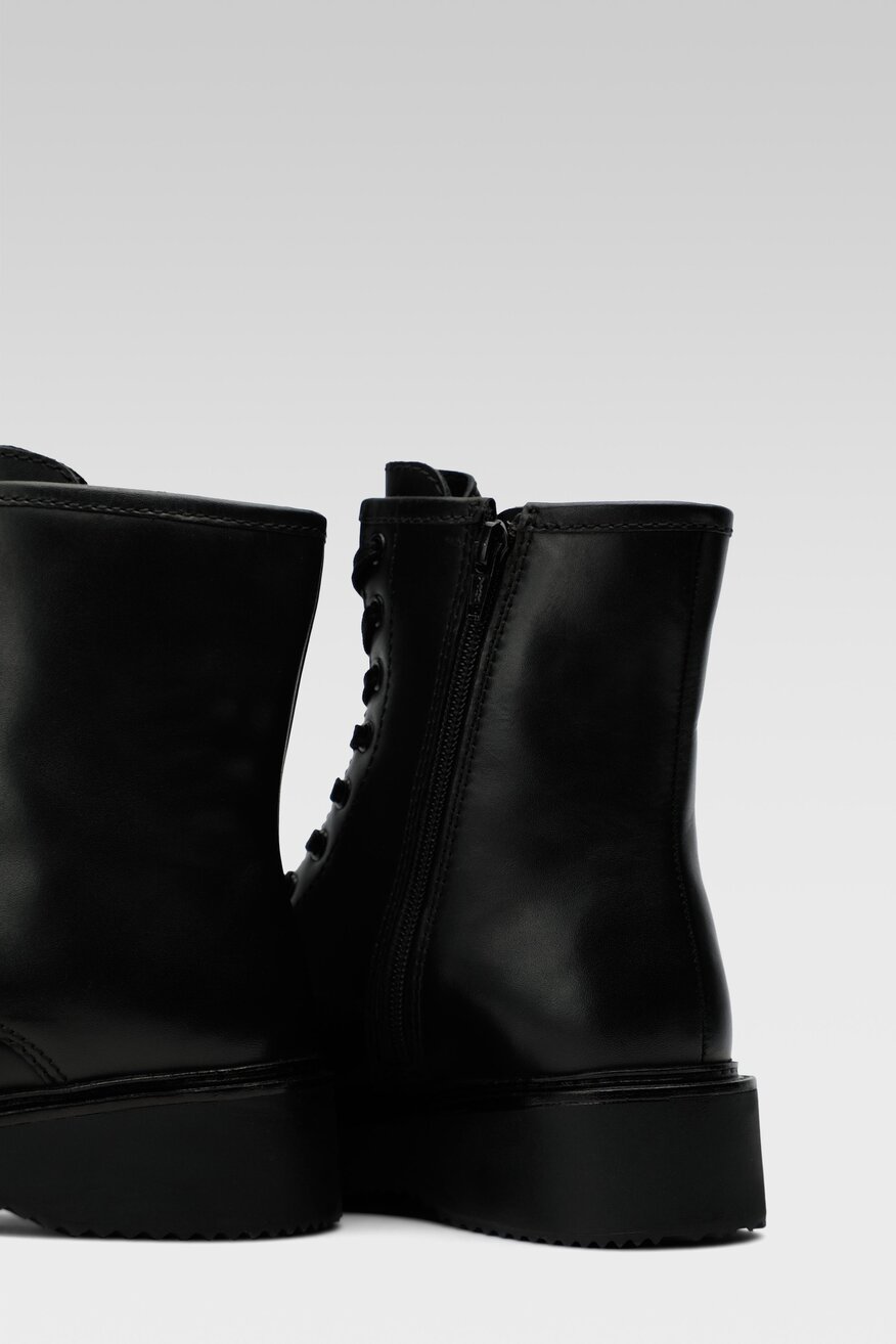 
                Черевики Lasocki ЧОРНИЙ - 5904248877408