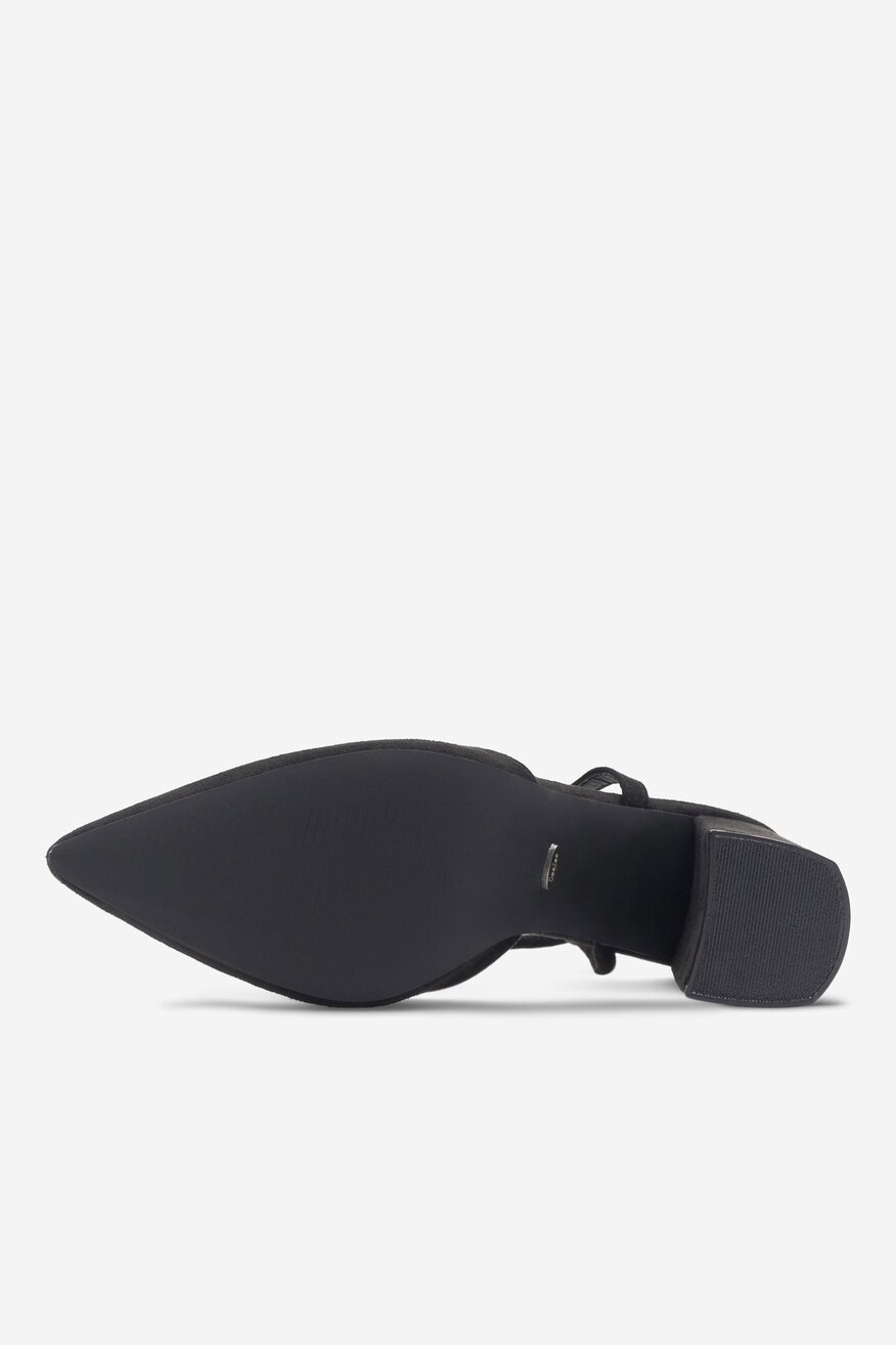 
                Körömcipő DeeZee FEKETE - 5904862972190