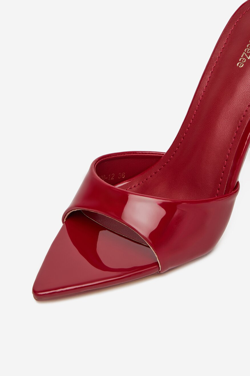 
                DeeZee - Klapki na obcasie - 5906751094648