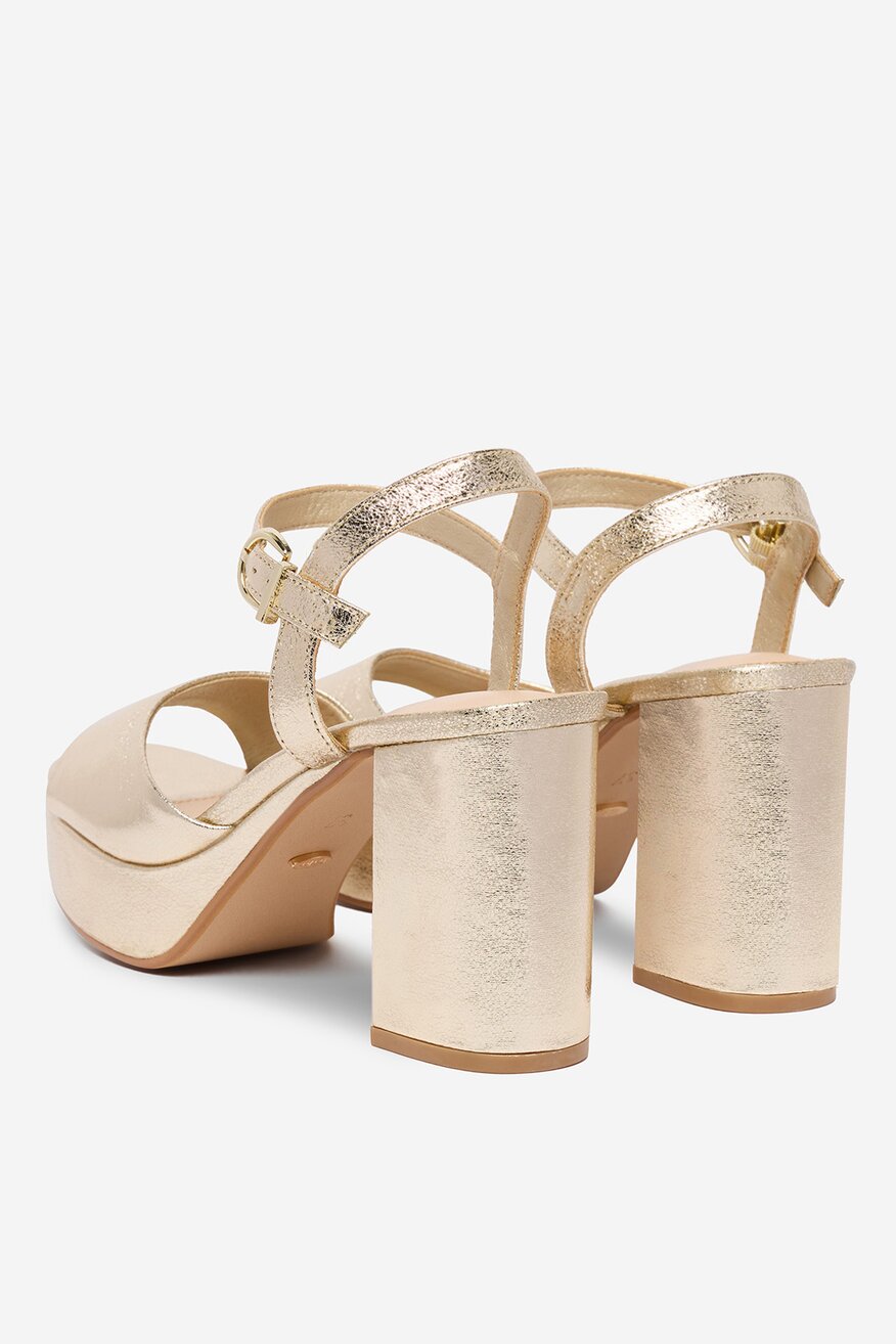 
                Сандалі DeeZee ЗОЛОТИЙ - 5906751911396