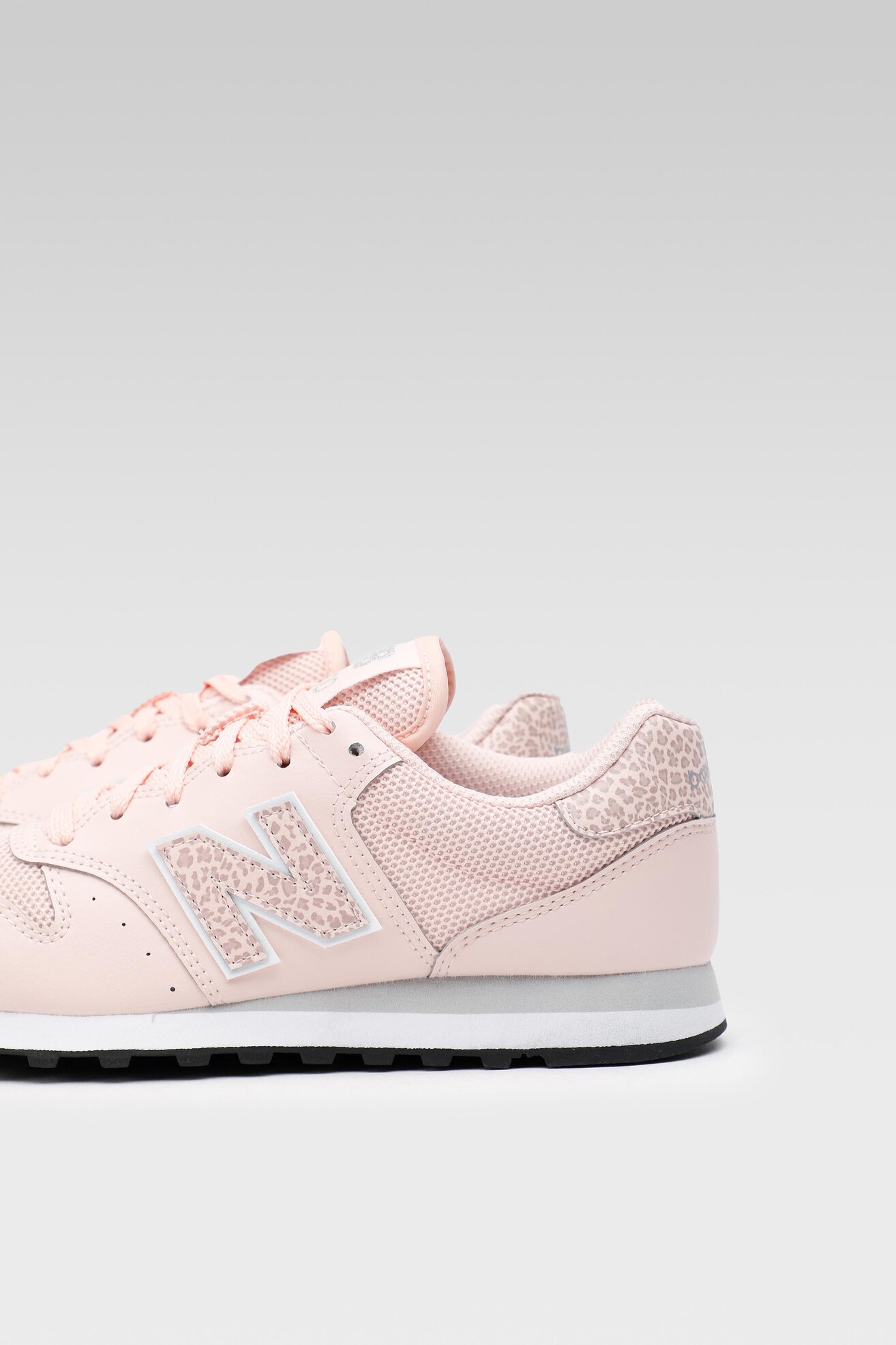 Obuwie sportowe New Balance GW500MM1 Różowy