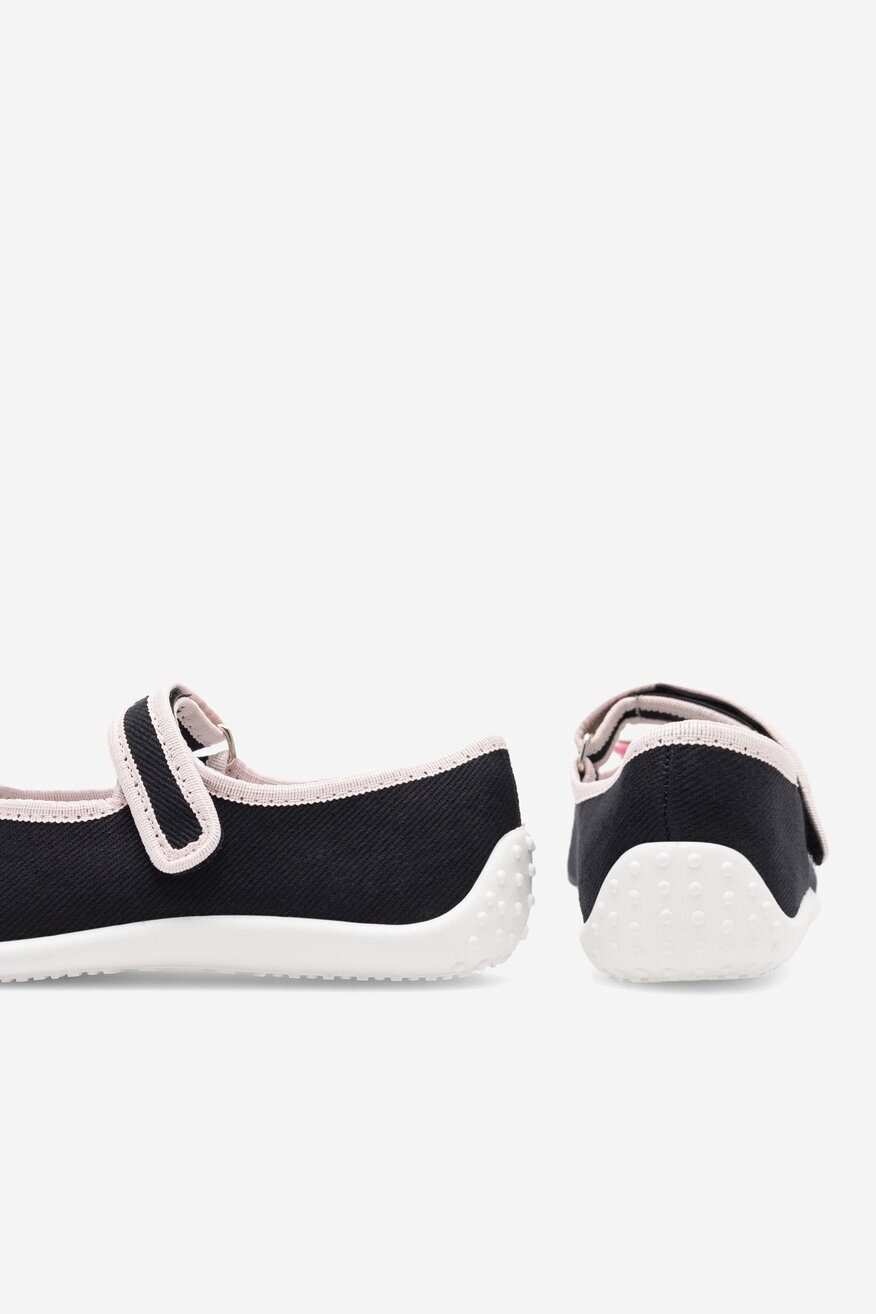 
                Nelli Blu - Kapcie na rzepy - 5905588023067